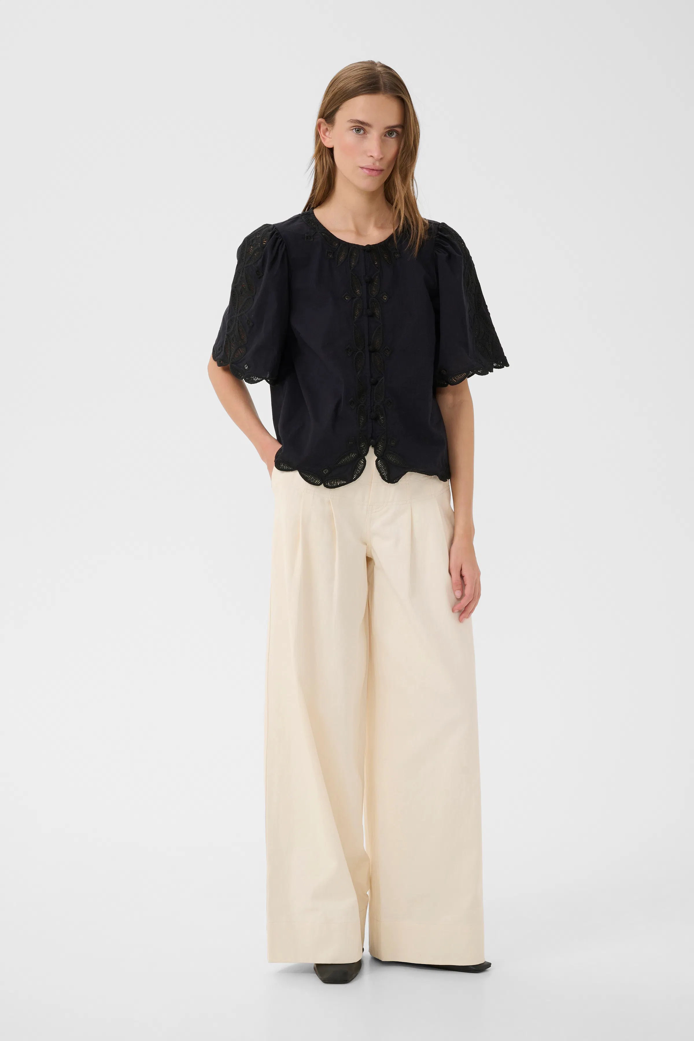 KBErlinda Bluse LOOKBOOK FRONT 10105913-194008