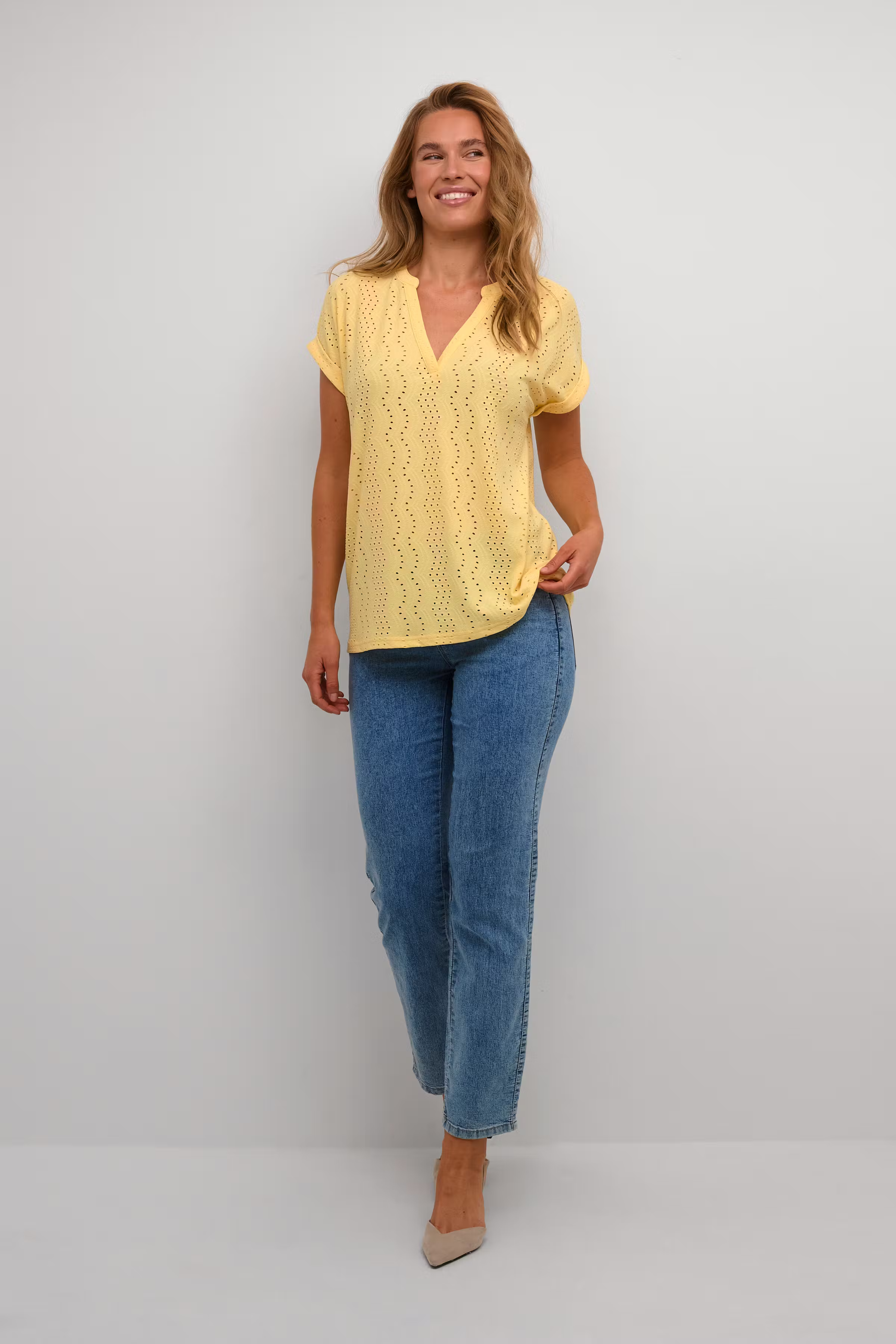 KArachel Blouse LOOKBOOK FRONT 10508732-120720