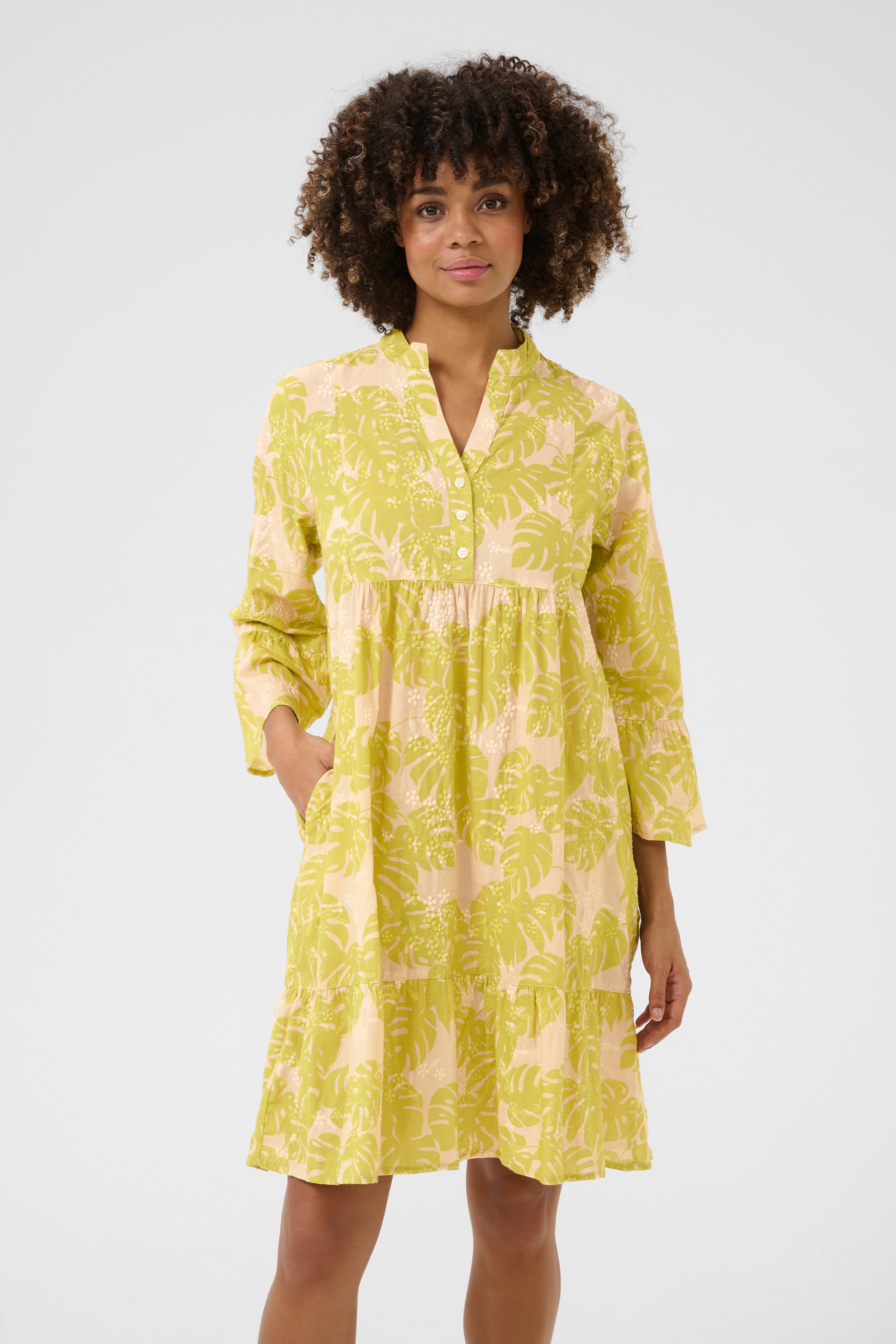 CUdebora Klänning LOOKBOOK FRONT 50111789-107665