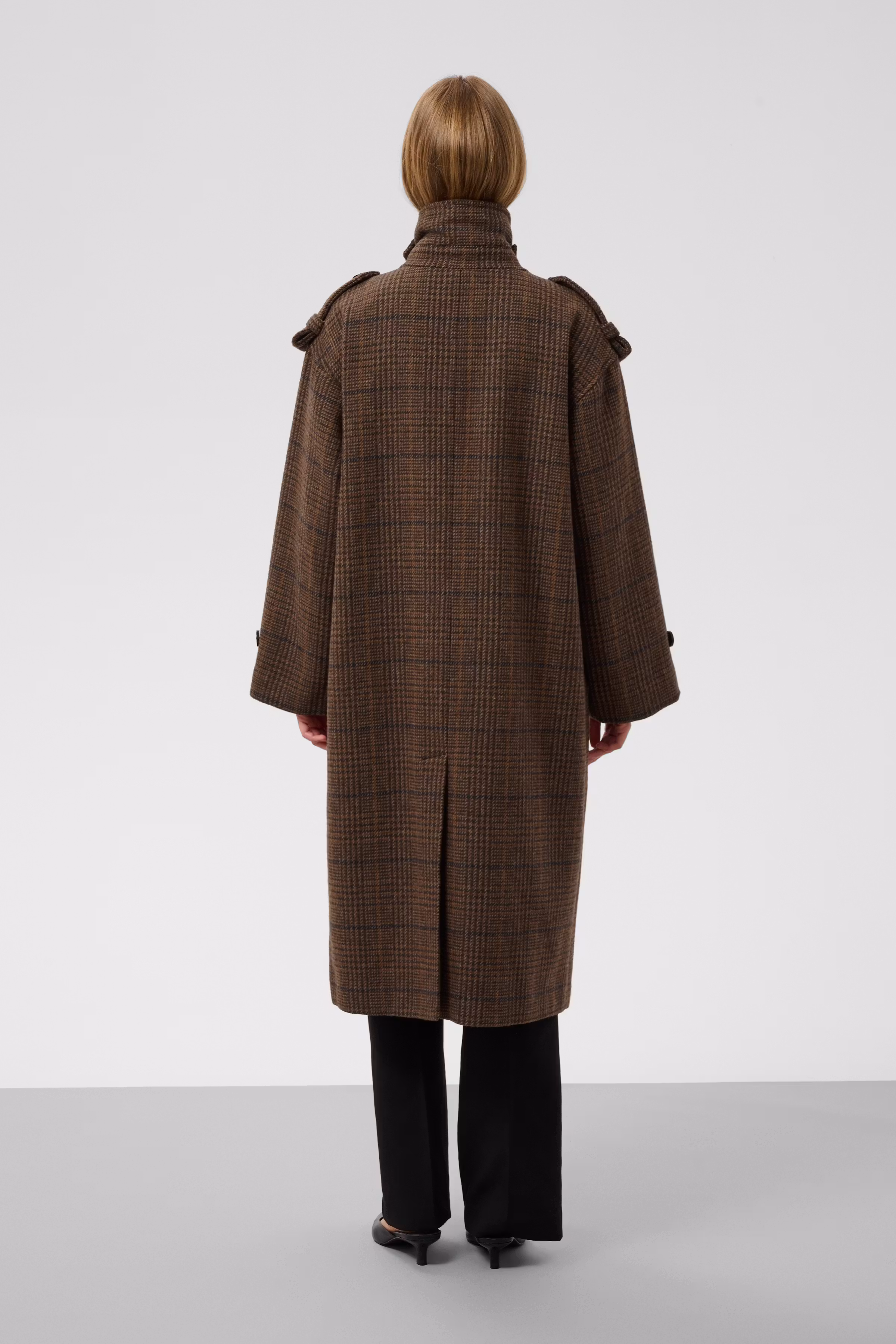 SLDolores Coat LOOKBOOK BACK 30409246-304913