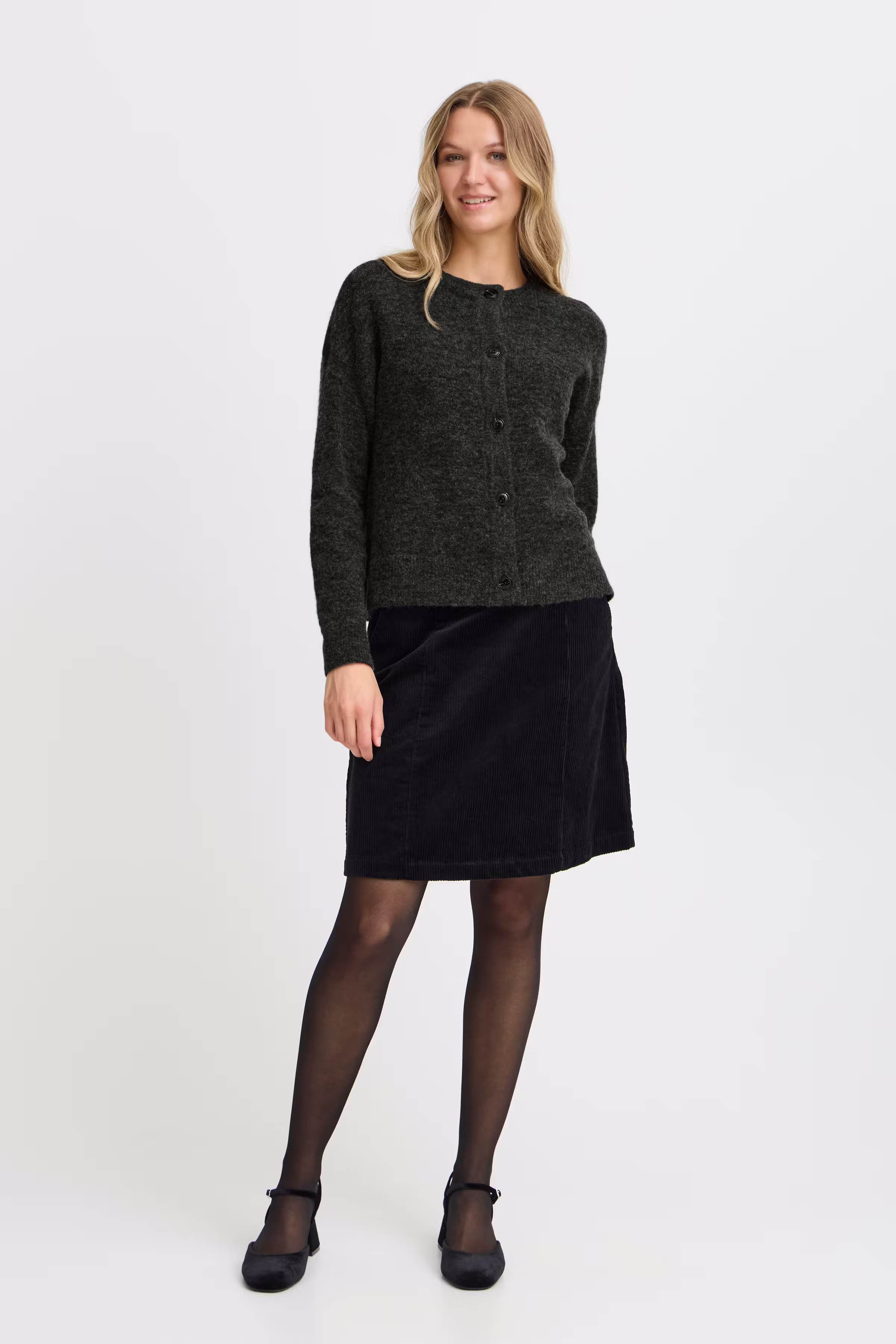 FRSANNY Cardigan LOOKBOOK FRONT 20614677-202490