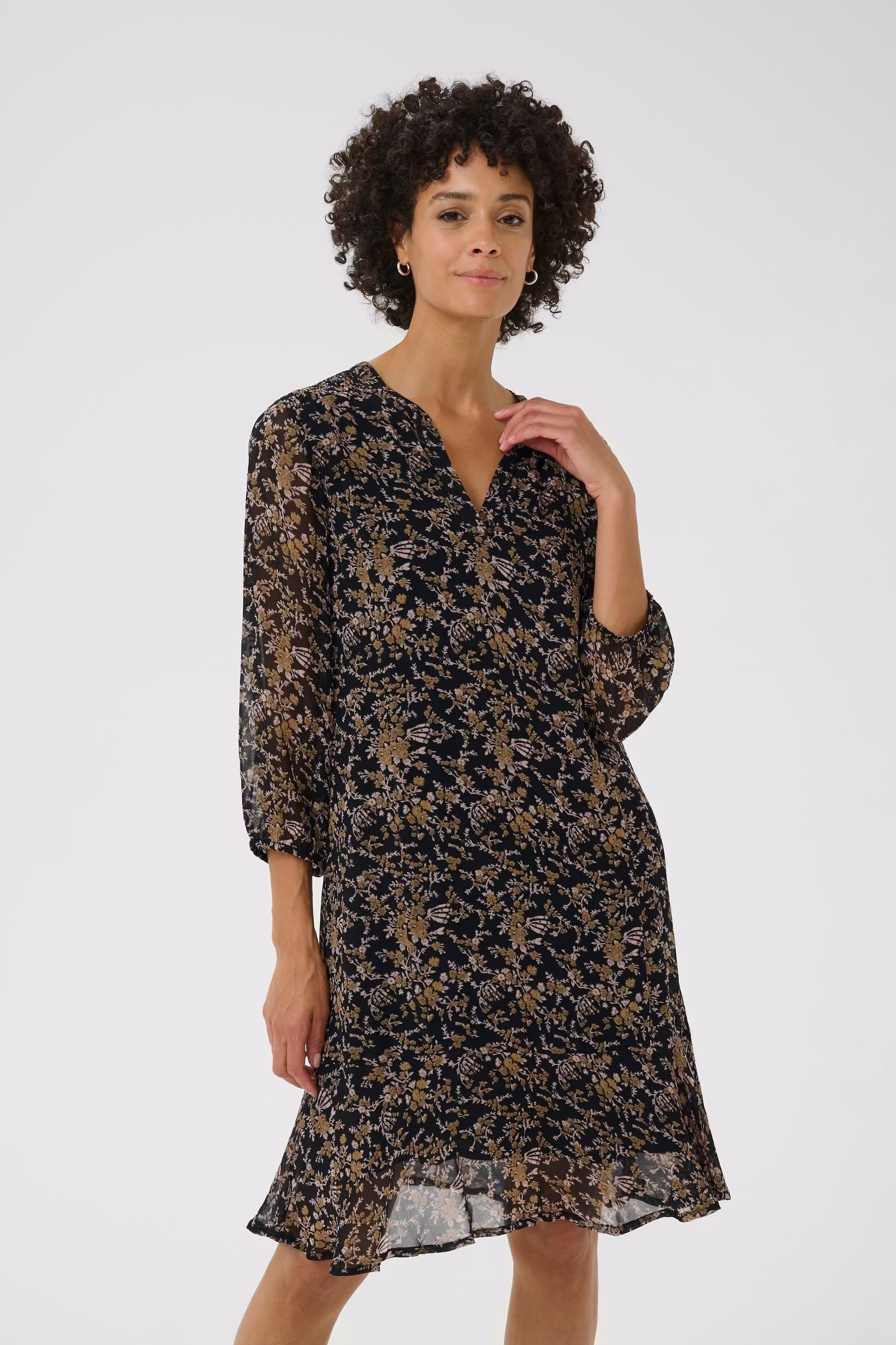 ElkasPW Kjole LOOKBOOK FRONT 30309958-304224