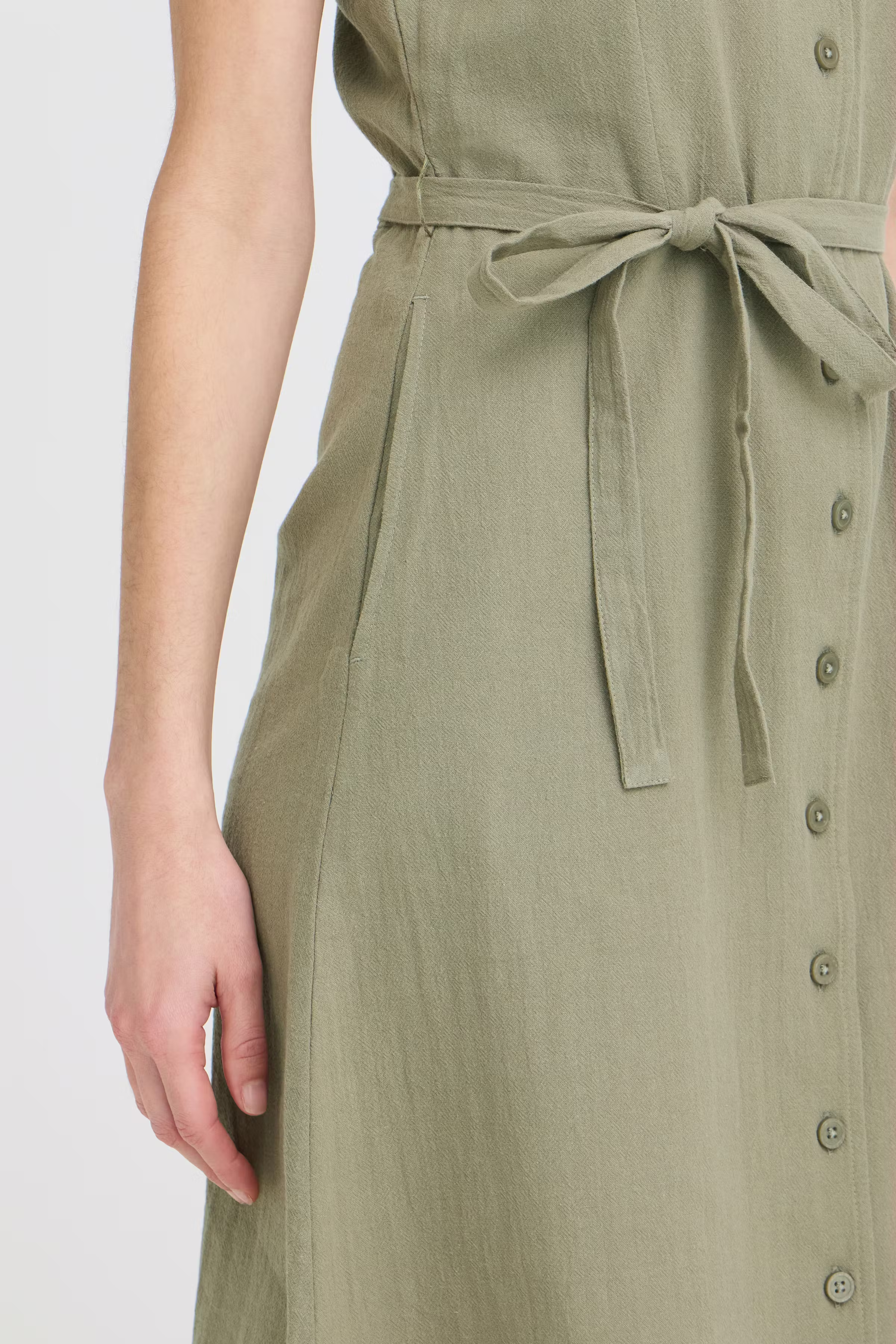BYELLANA Kjole LOOKBOOK DETAIL 20818989-170613