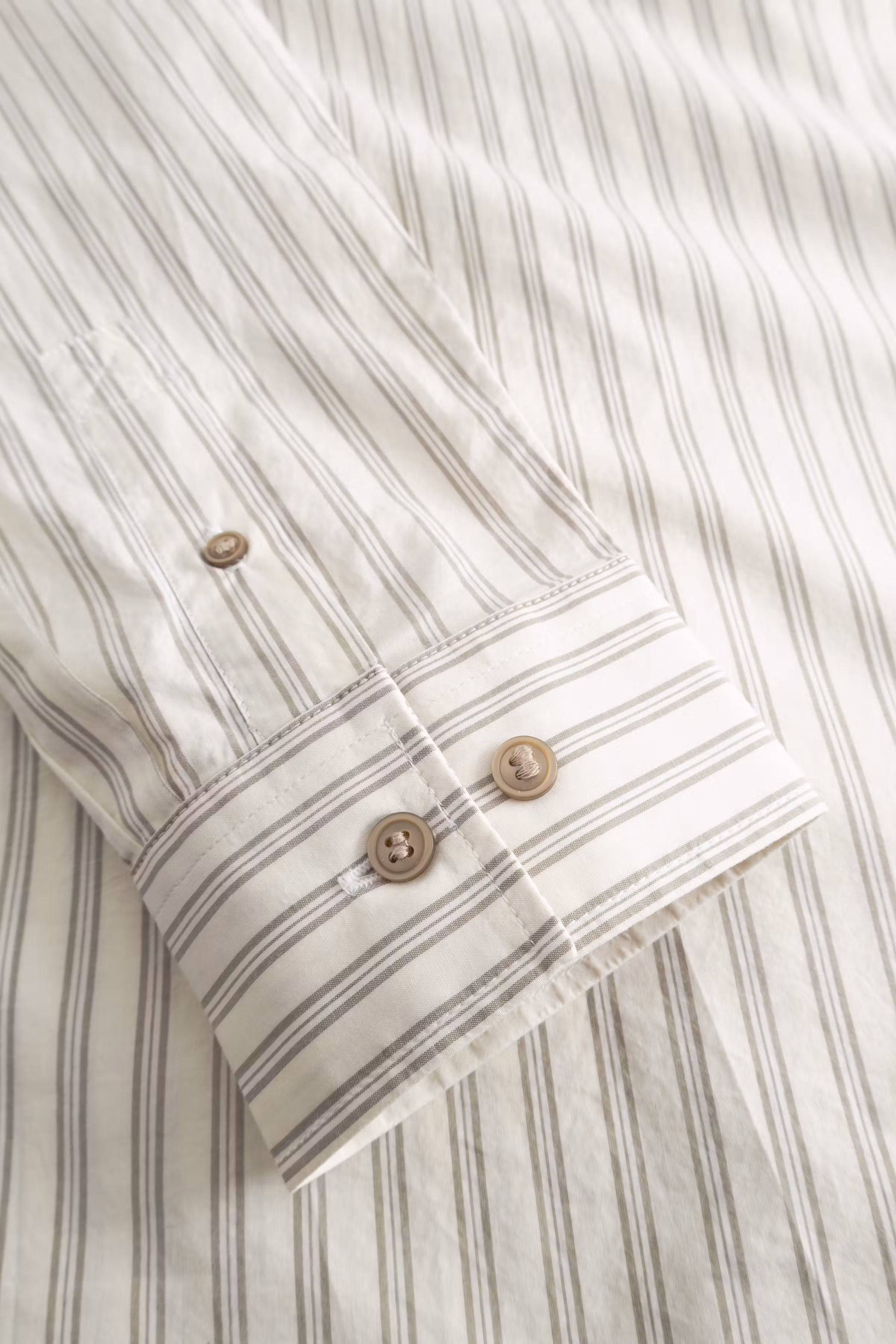 WWAdrian Shirt PACK DETAIL 30252181-305193