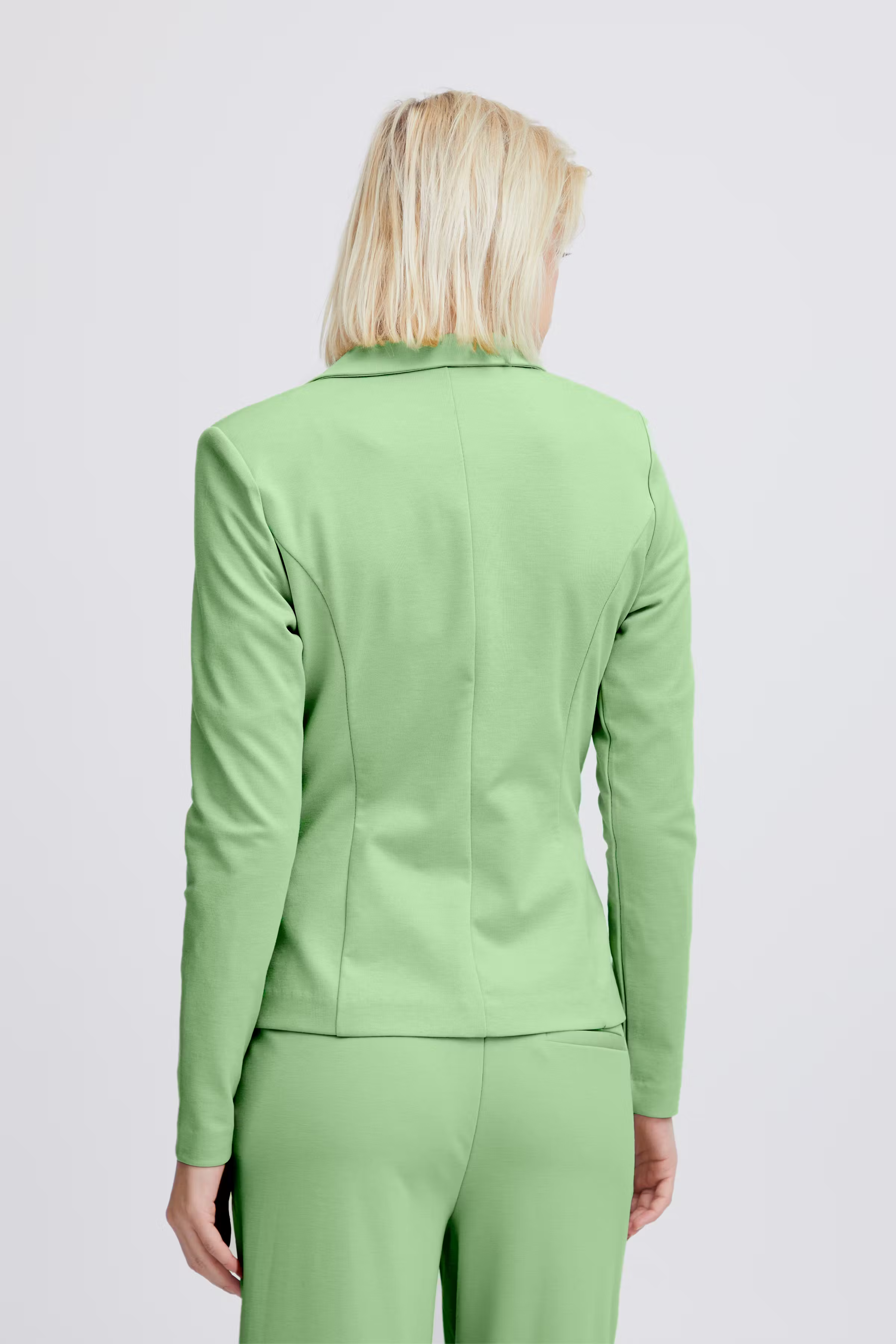 IHKATE Blazer LOOKBOOK BACK 20101801-146316