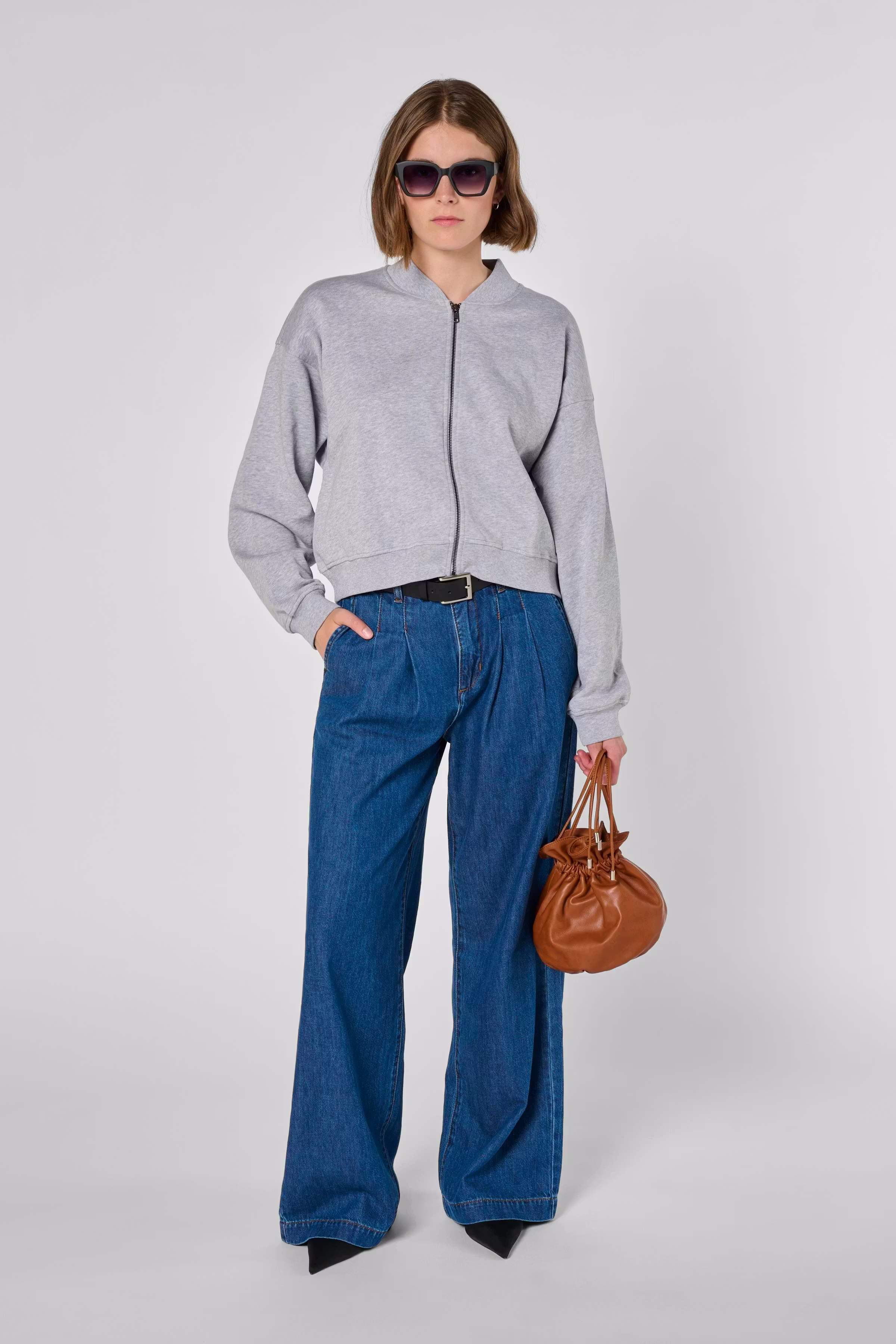 MWZito Broek LOCATION NONE 10705459-100053