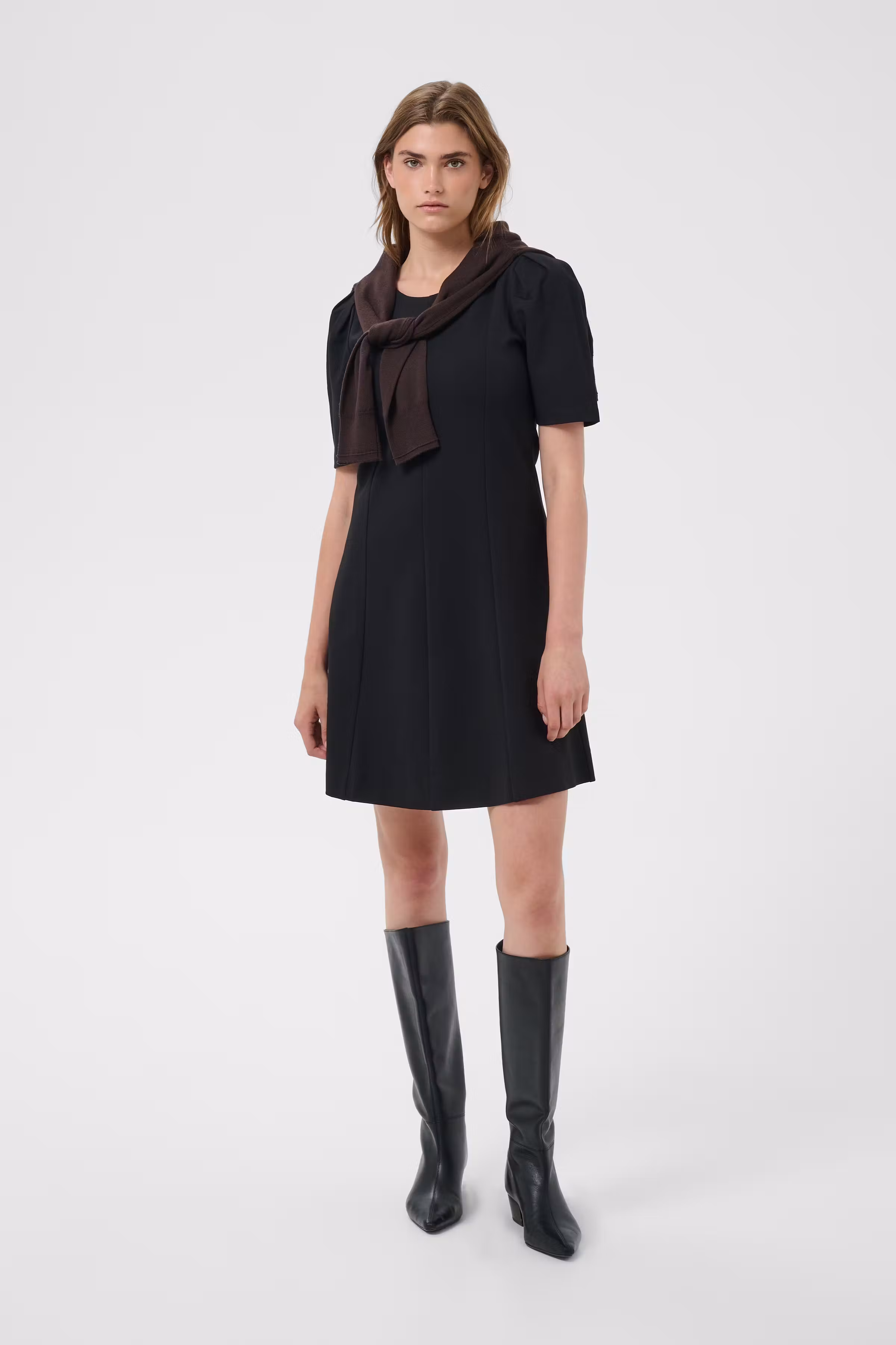 CathePW Kjole LOOKBOOK FRONT 30311159-194008