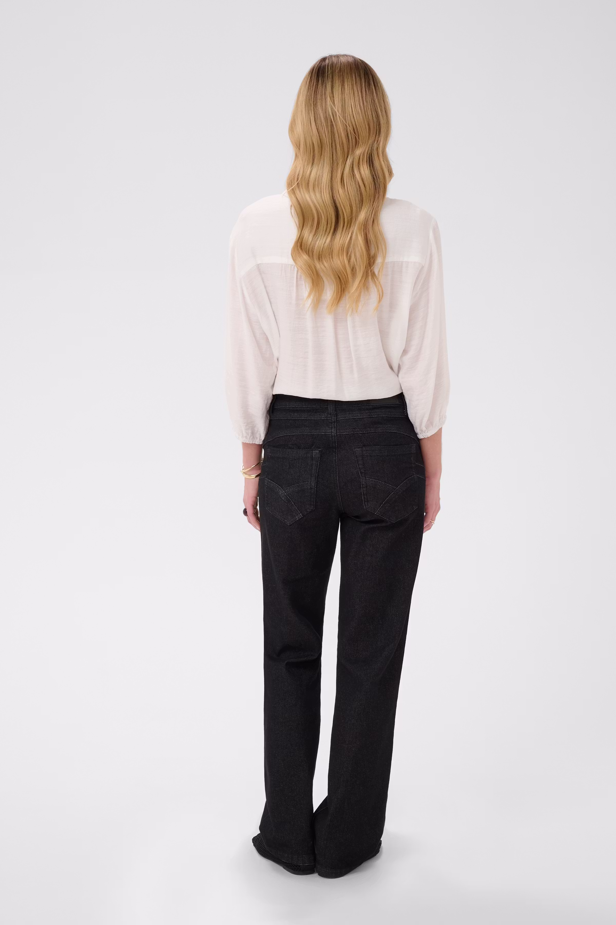 CRMochi Jeans LOOKBOOK BACK 10615202-109577