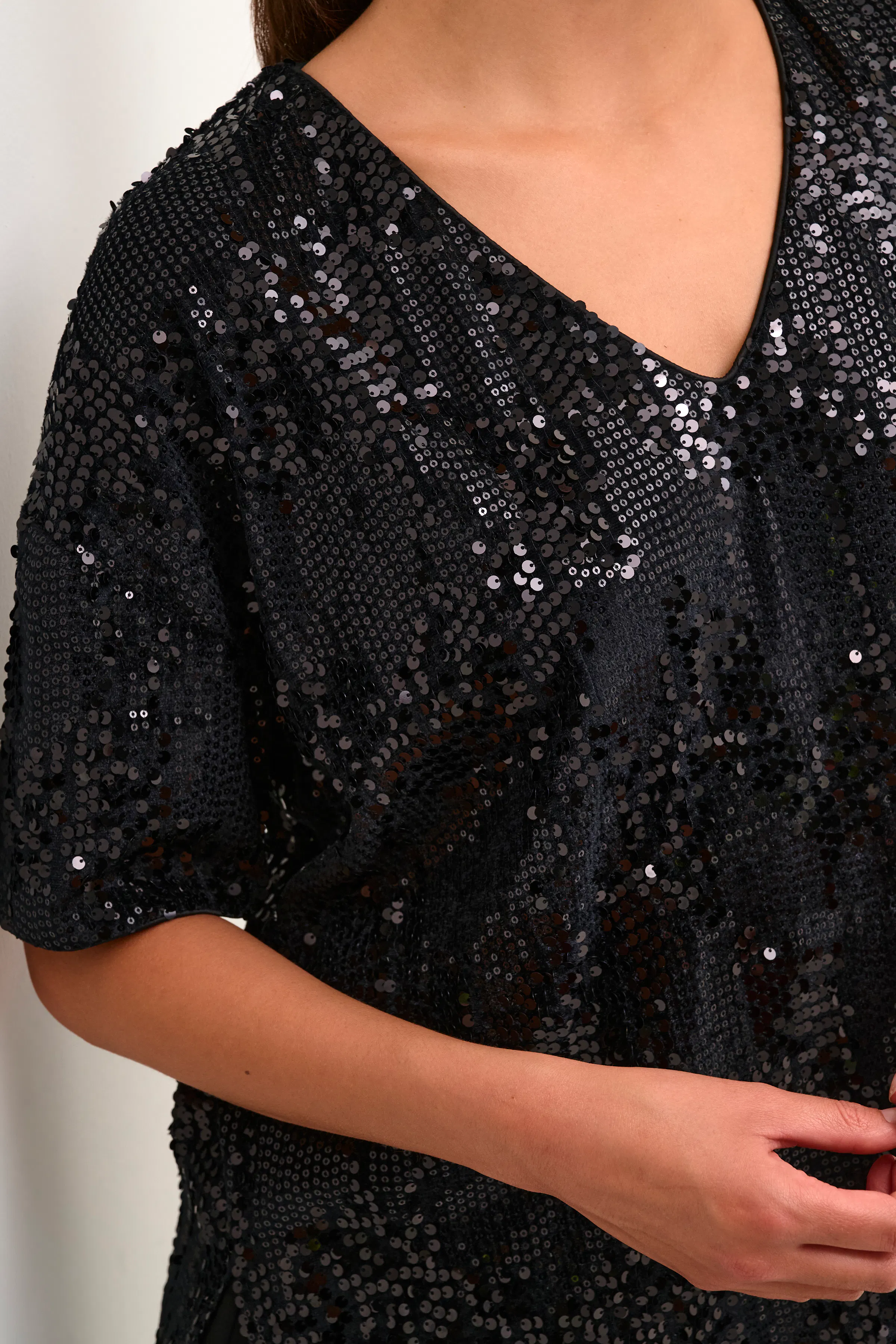 KAnicole Paillet T-shirt LOOKBOOK DETAIL 10509320-100121