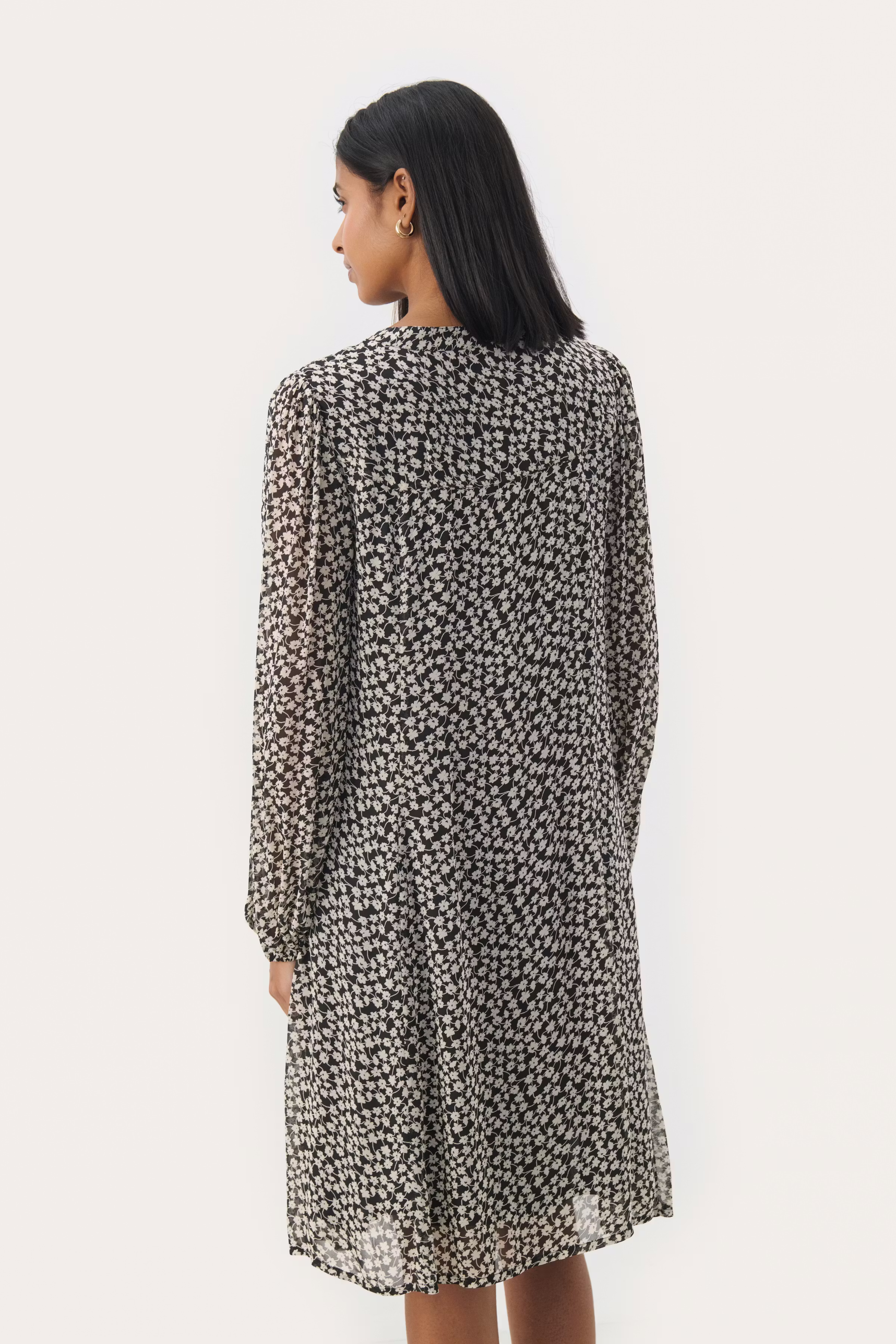 PiyannaPW Kleid LOOKBOOK BACK 30309303-303614