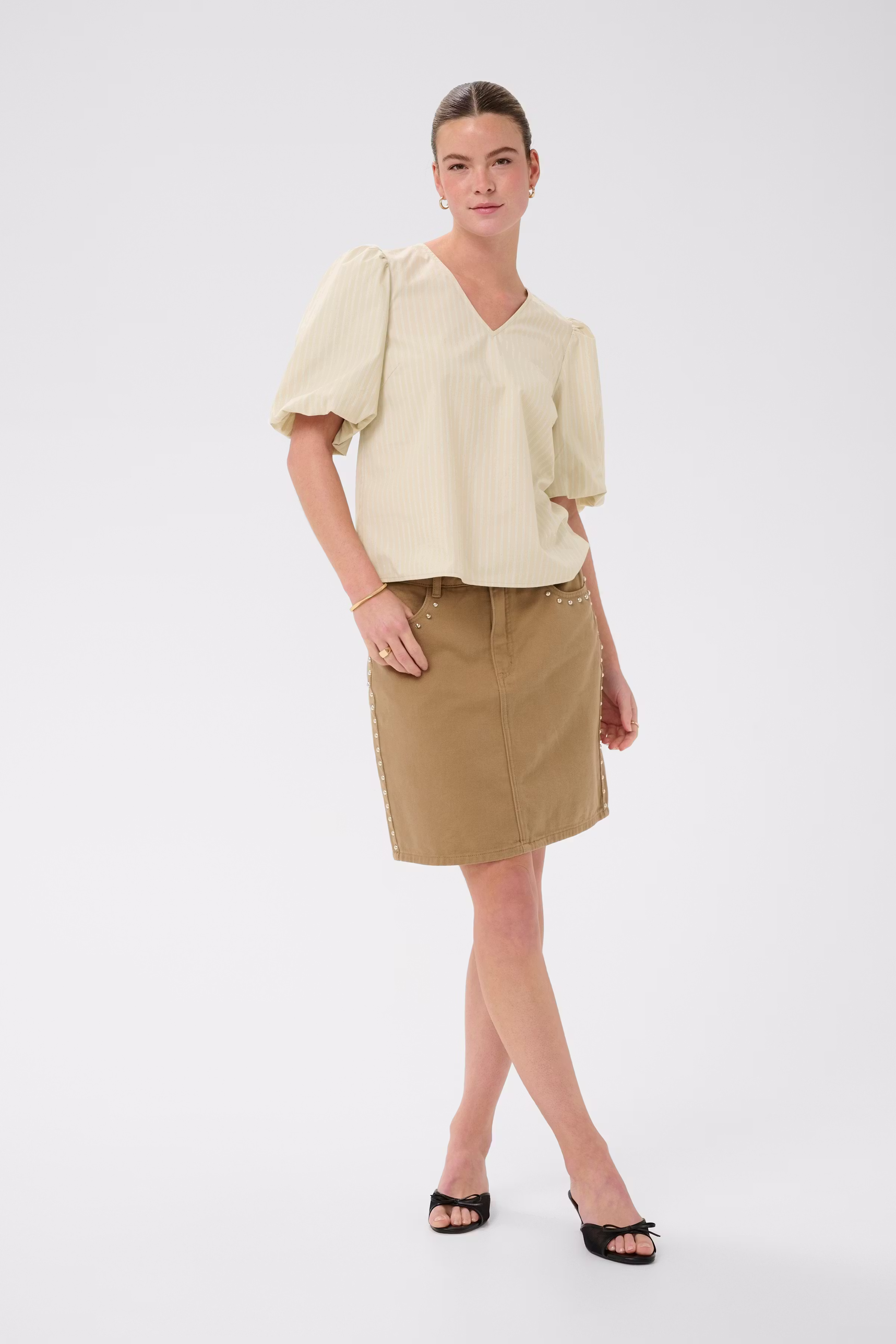 KAjosie Blouse LOOKBOOK FRONT 10511285-108996