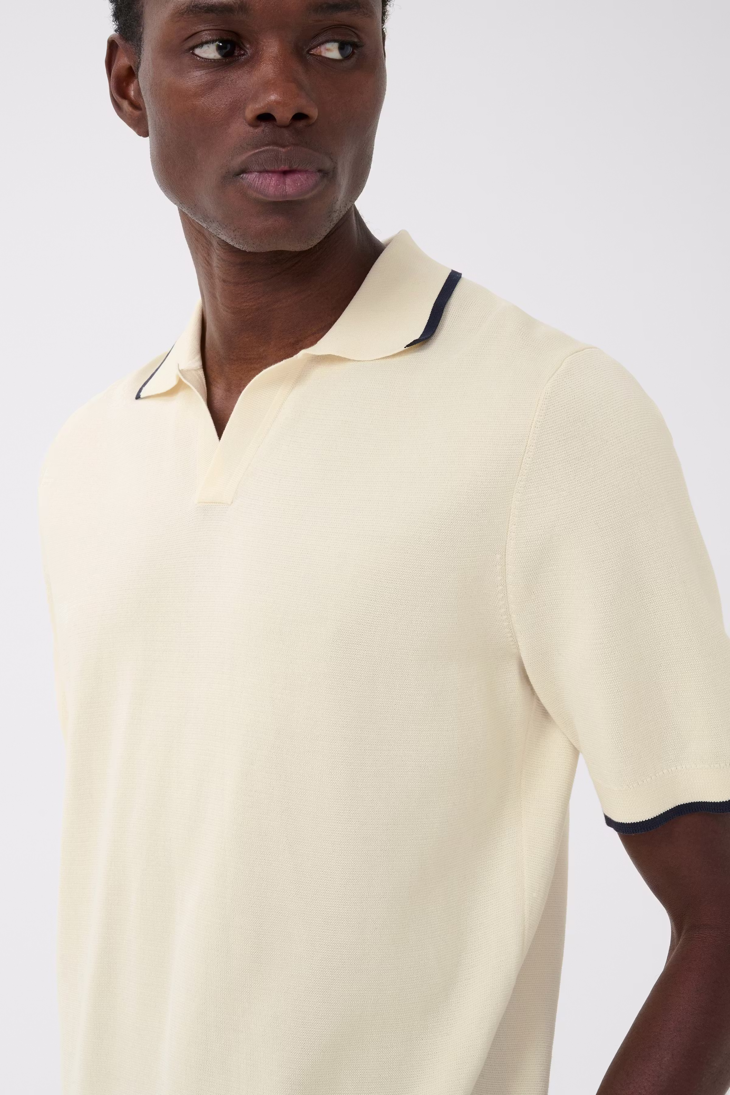 MApolo Poloshirt LOOKBOOK DETAIL 30209126-110104