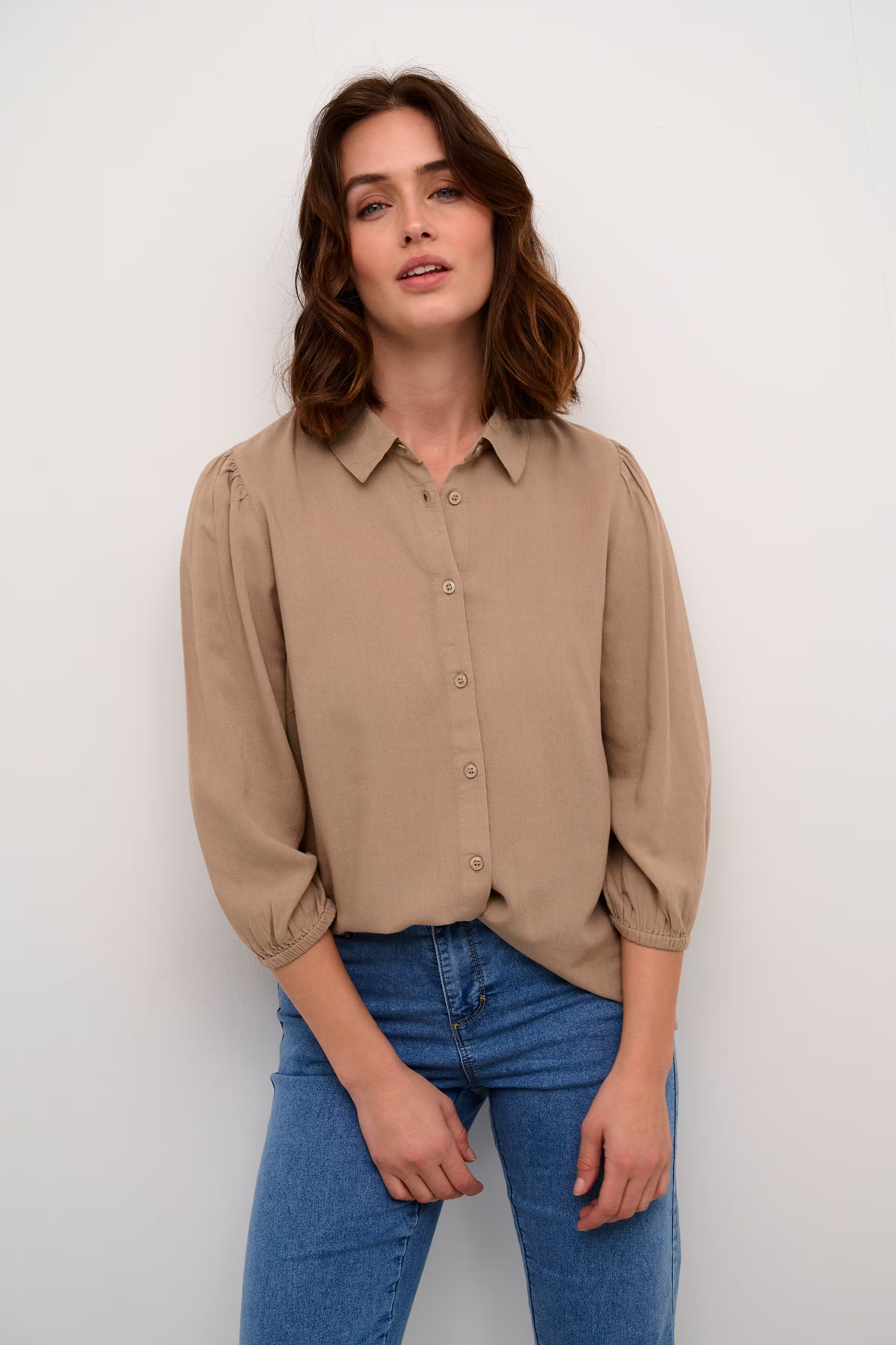 KAmilia Lin skjorte LOOKBOOK FRONT 10508361-171109
