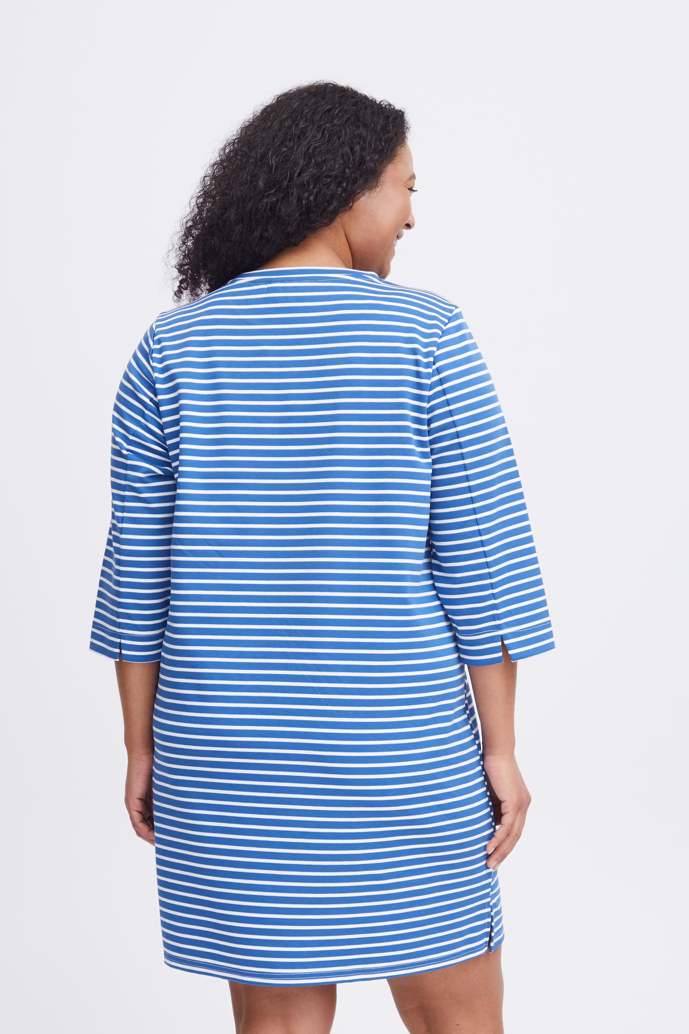 SWVARS Kleid LOOKBOOK BACK 20614298-202815