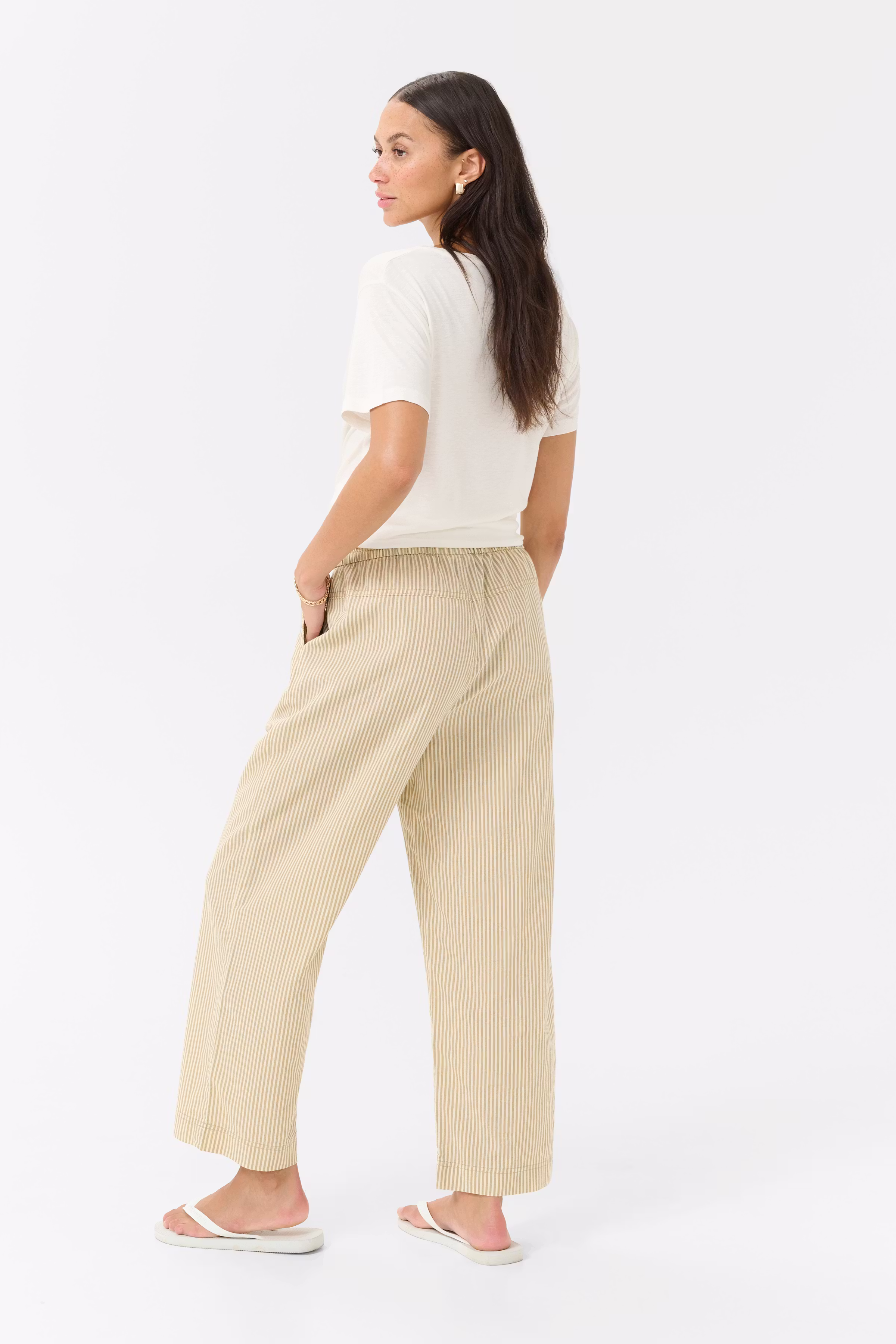 KAnaya Trousers LOOKBOOK BACK 10509009-107706