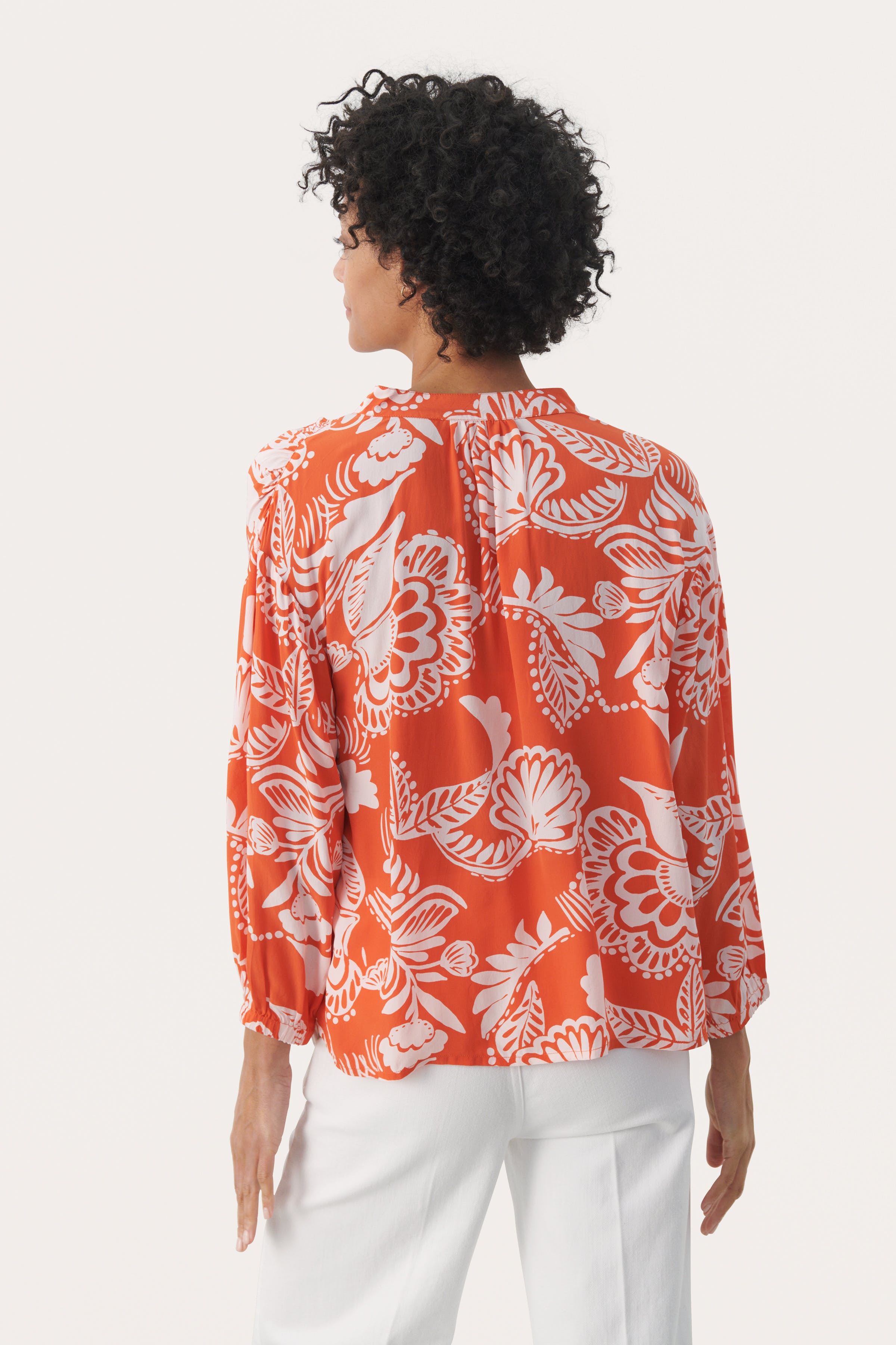 GineveraPW Blus LOOKBOOK BACK 30308605-302938