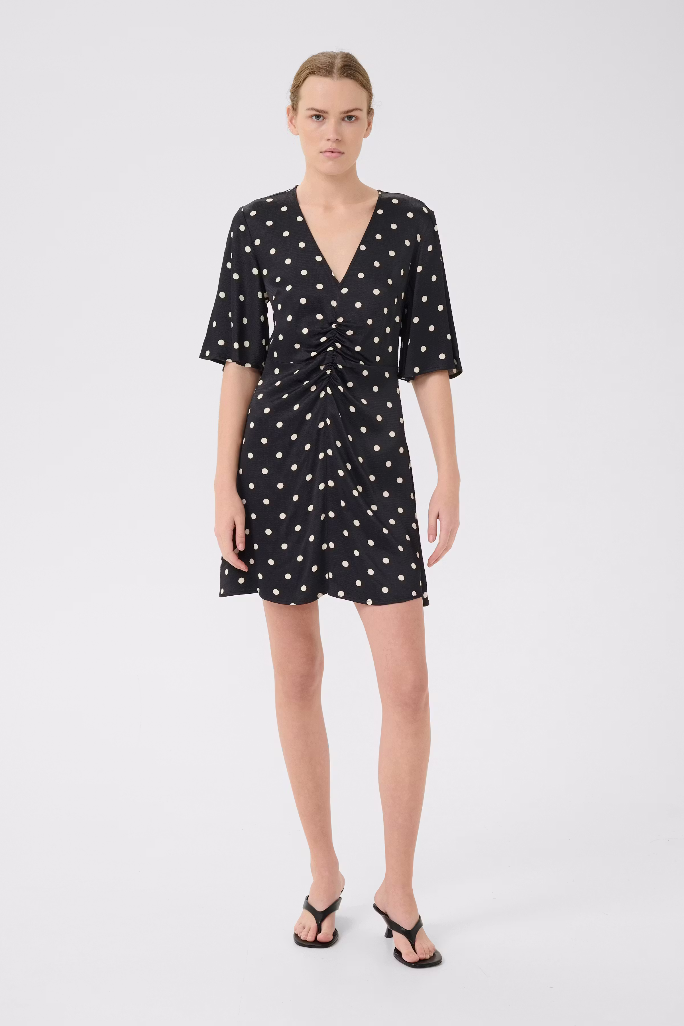 GZdotta Klänning LOOKBOOK FRONT 10910523-107730