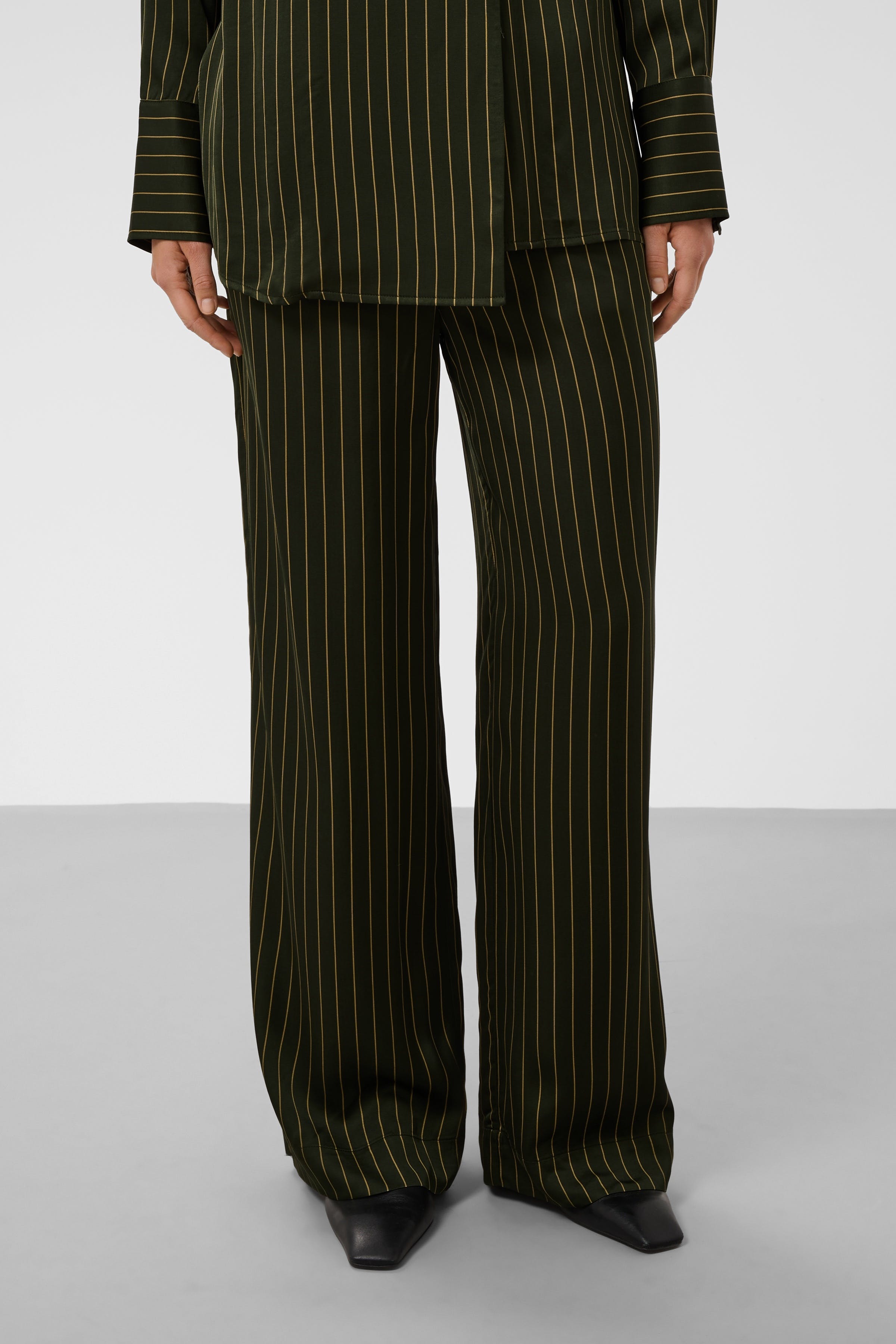 SLCinna Trousers LOOKBOOK FRONT 30409497-305292