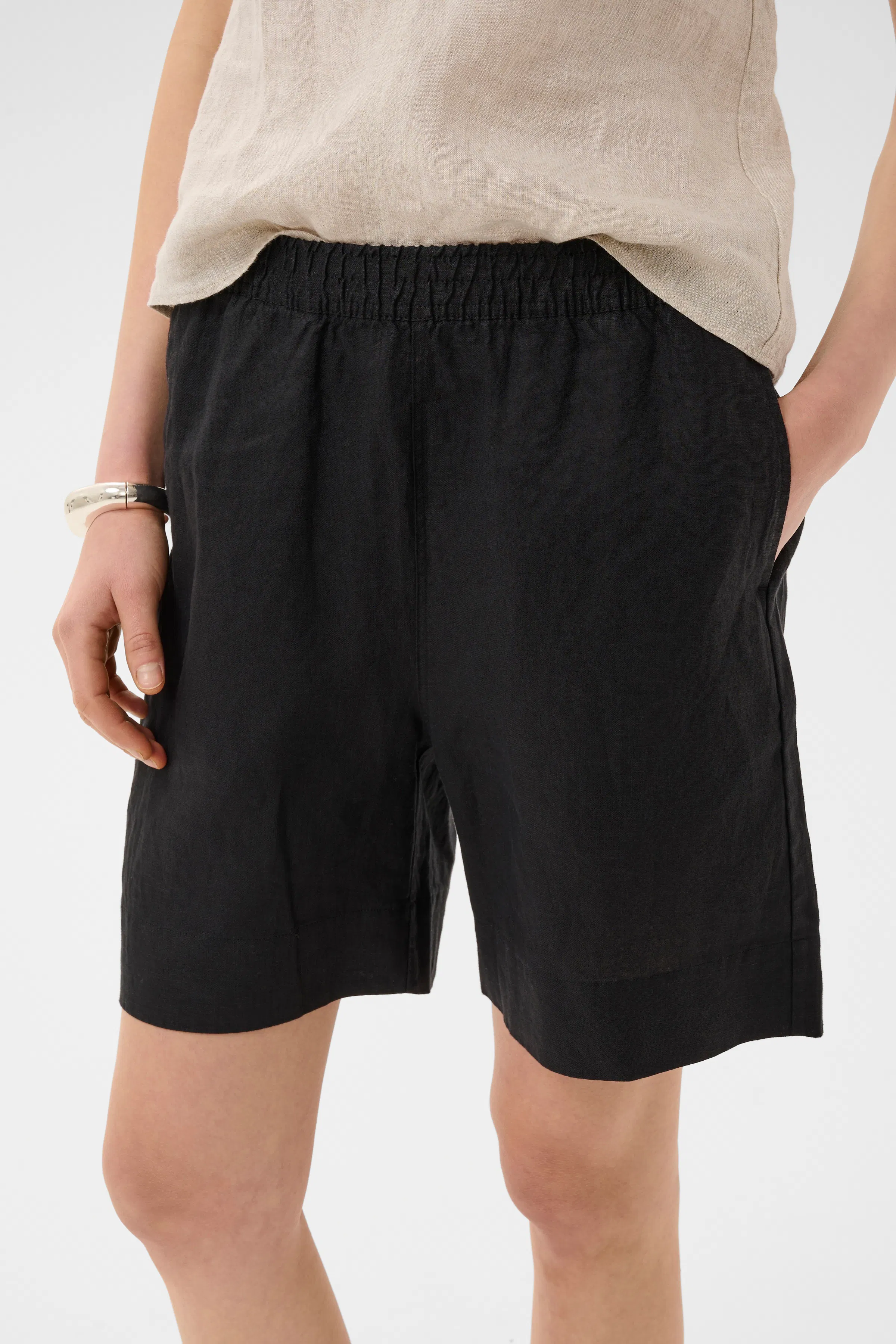 ELINORIW Linnen Shorts LOOKBOOK DETAIL 30112545-194008