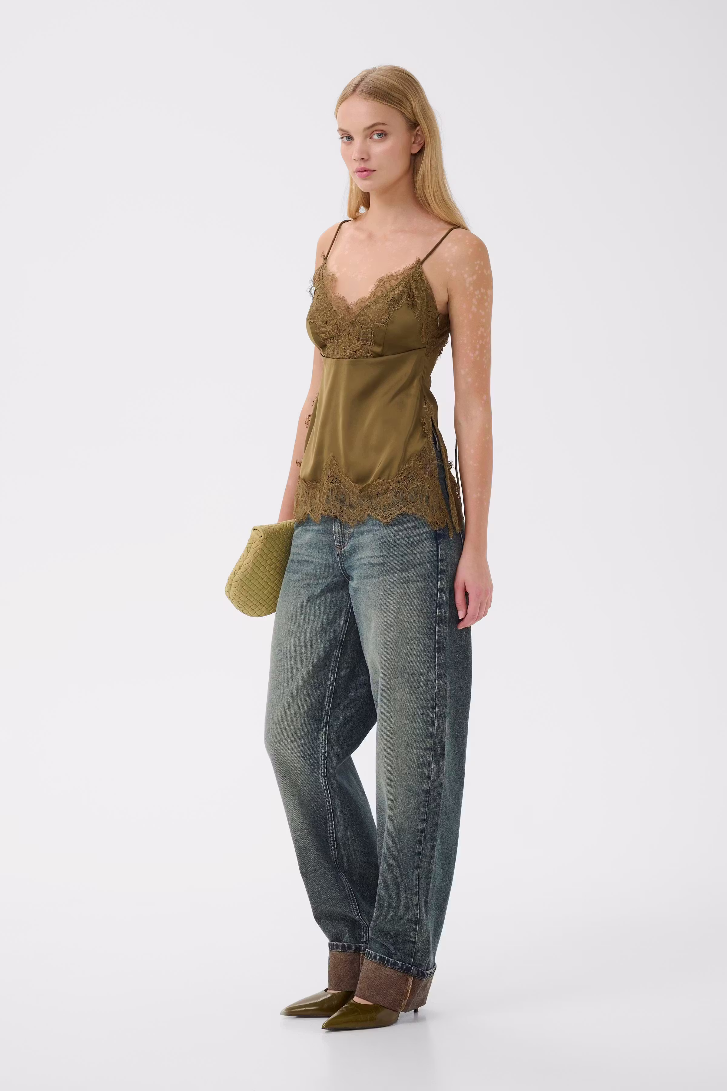 GZlalou Bluse LOOKBOOK FRONT 10911315-190622