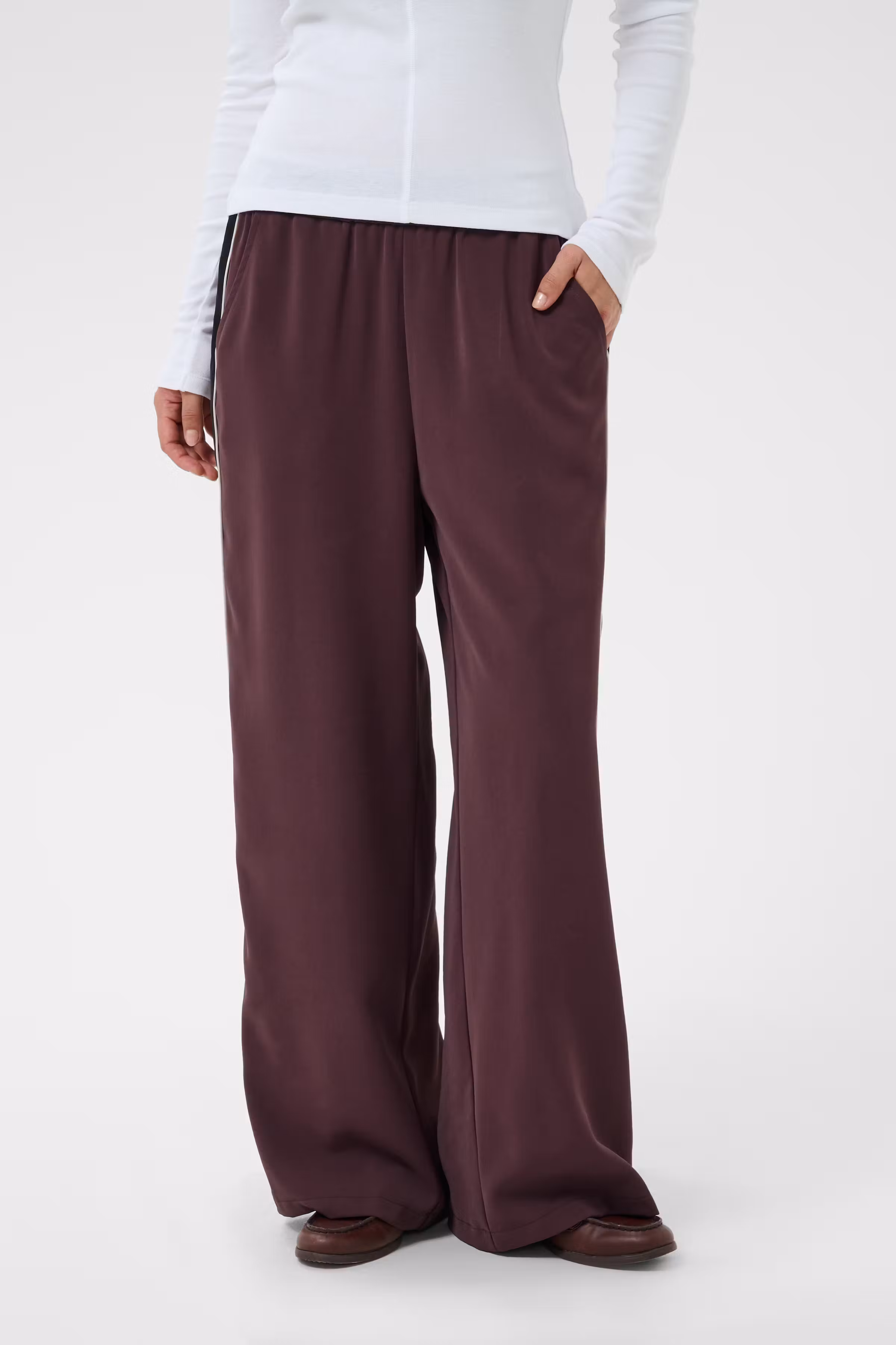 KAgail Byxor LOOKBOOK FRONT 10511855-191619