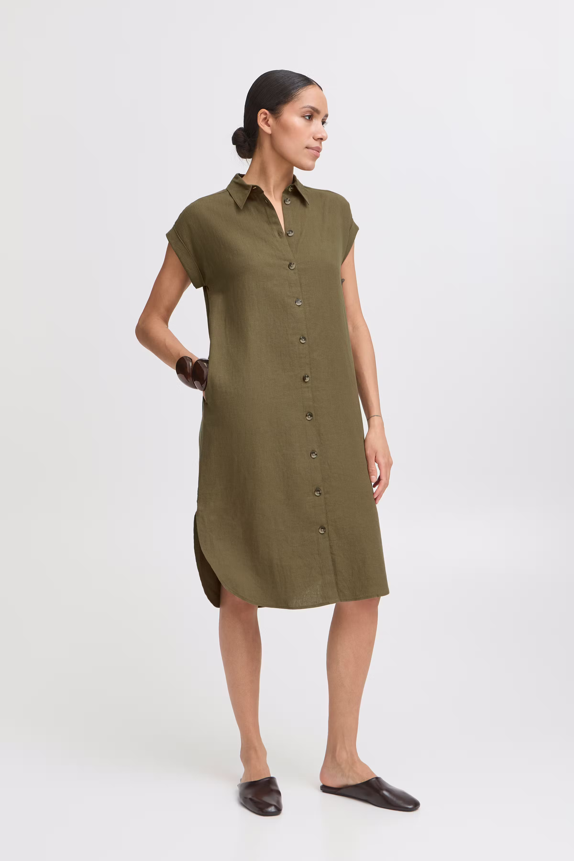 BYFALAKKA Kjole LOOKBOOK FRONT 20814553-190510