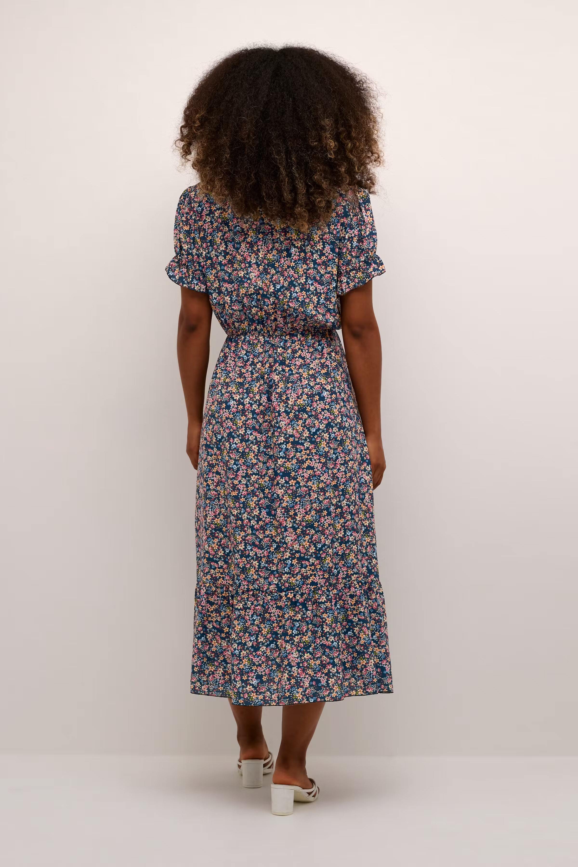 CRLina Klänning LOOKBOOK FRONT 10650818-105421