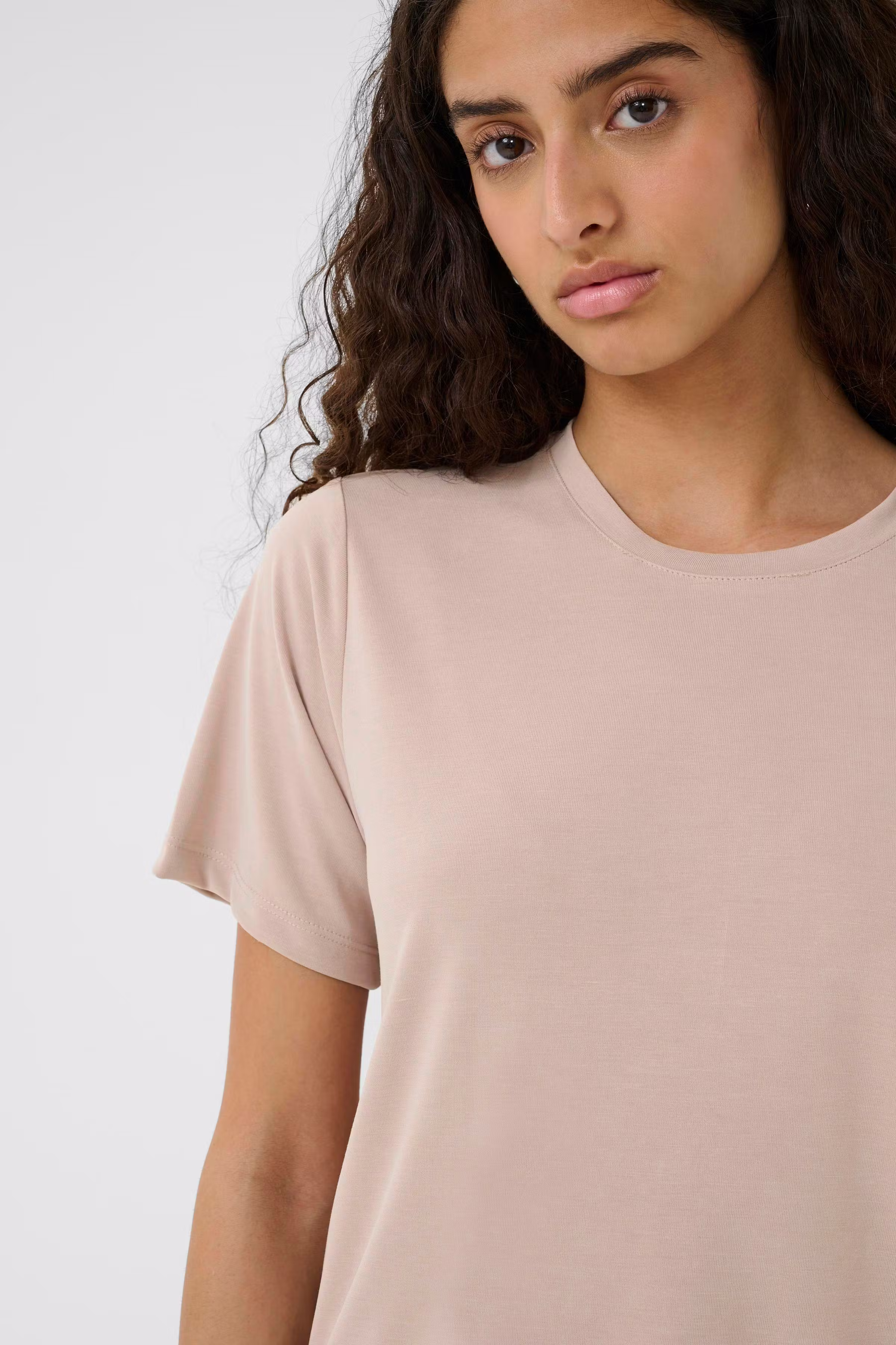 LilianaIW Base T-shirt LOOKBOOK DETAIL 30109354-151506