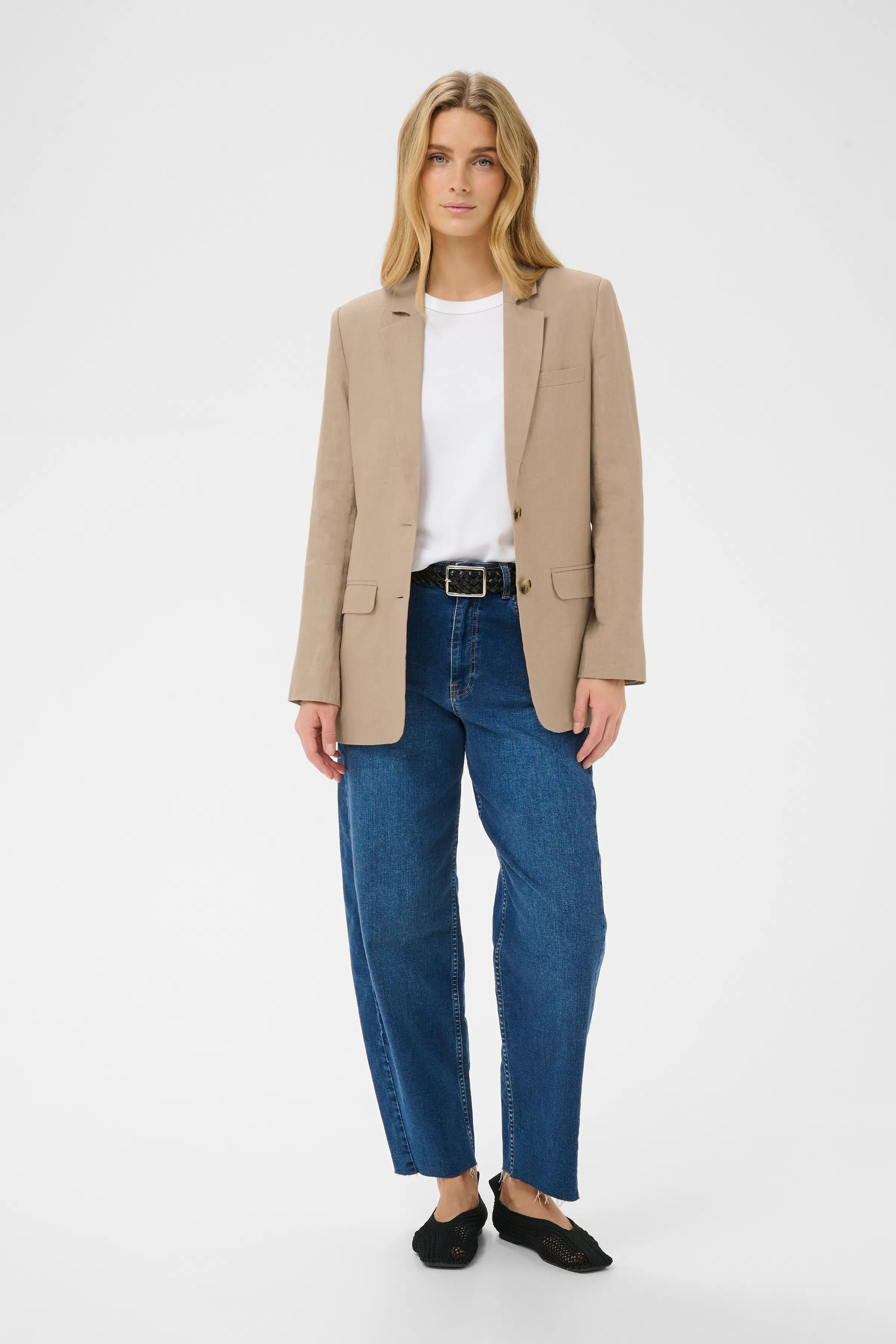 NyanPW Linen Blazer LOOKBOOK FRONT 30309561-171312