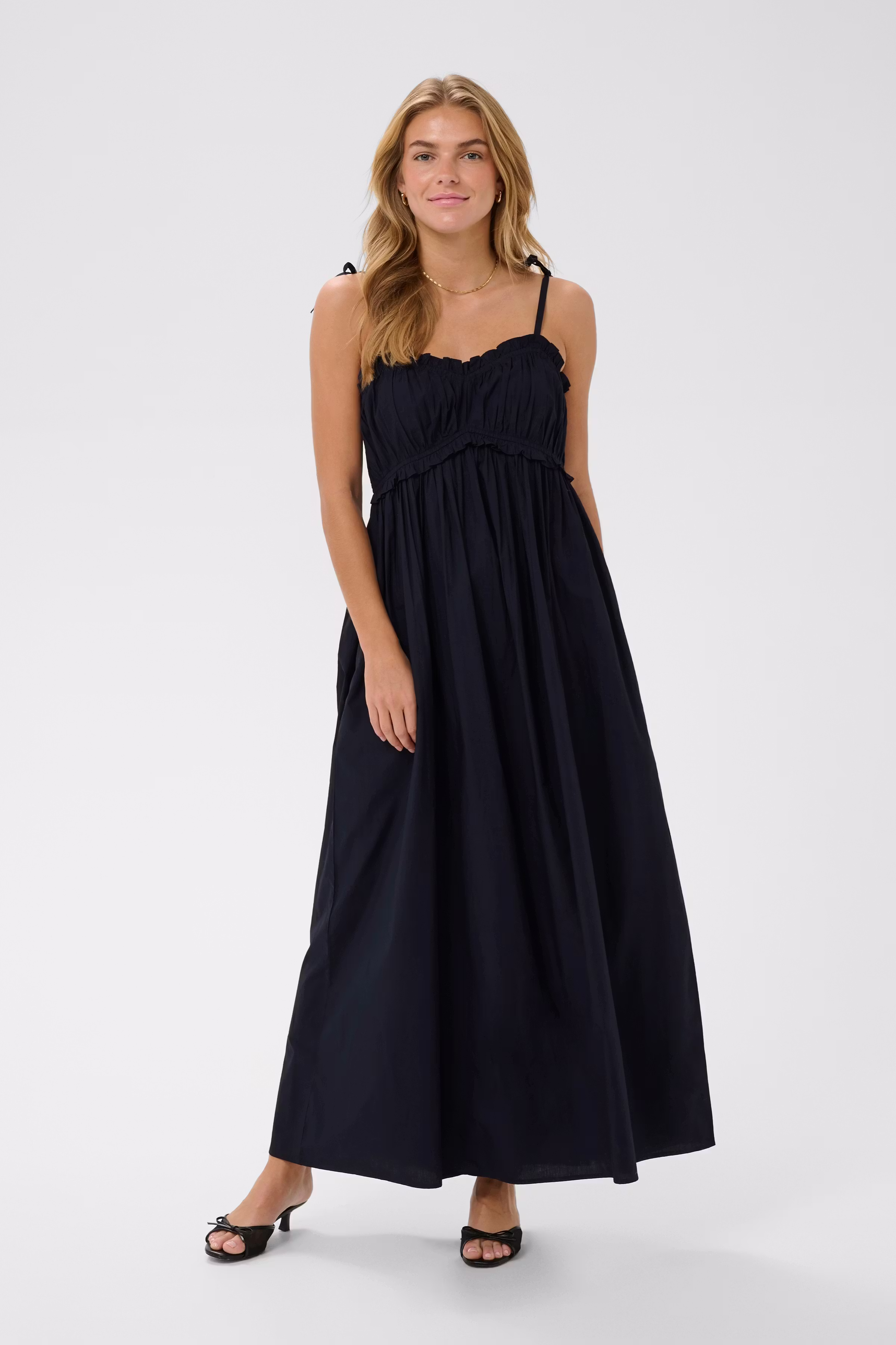 RosaellaSZ Kjole LOOKBOOK FRONT 30515112-193924