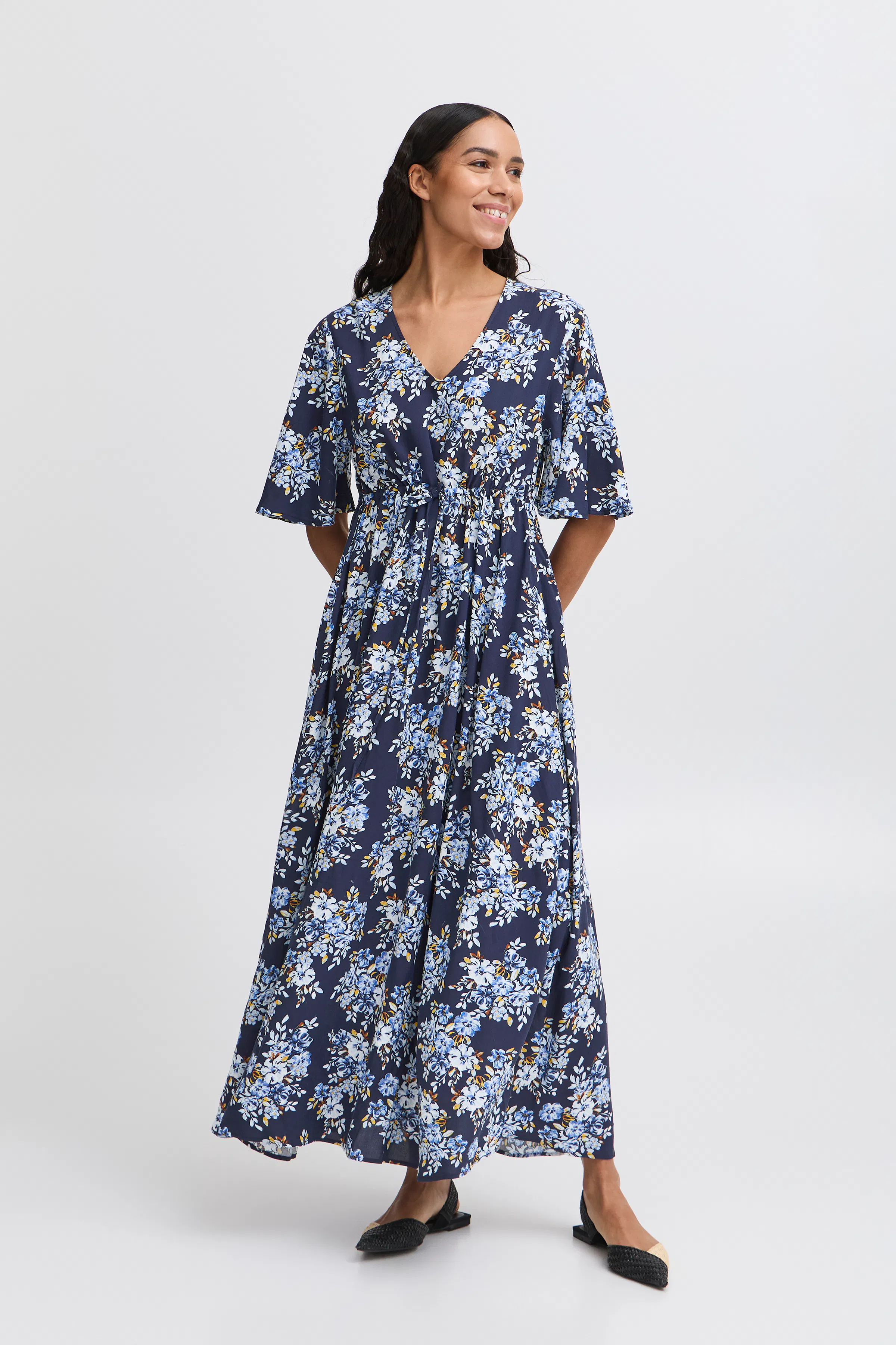 BYMMJOELLA Kjole LOOKBOOK FRONT 20816532-204600