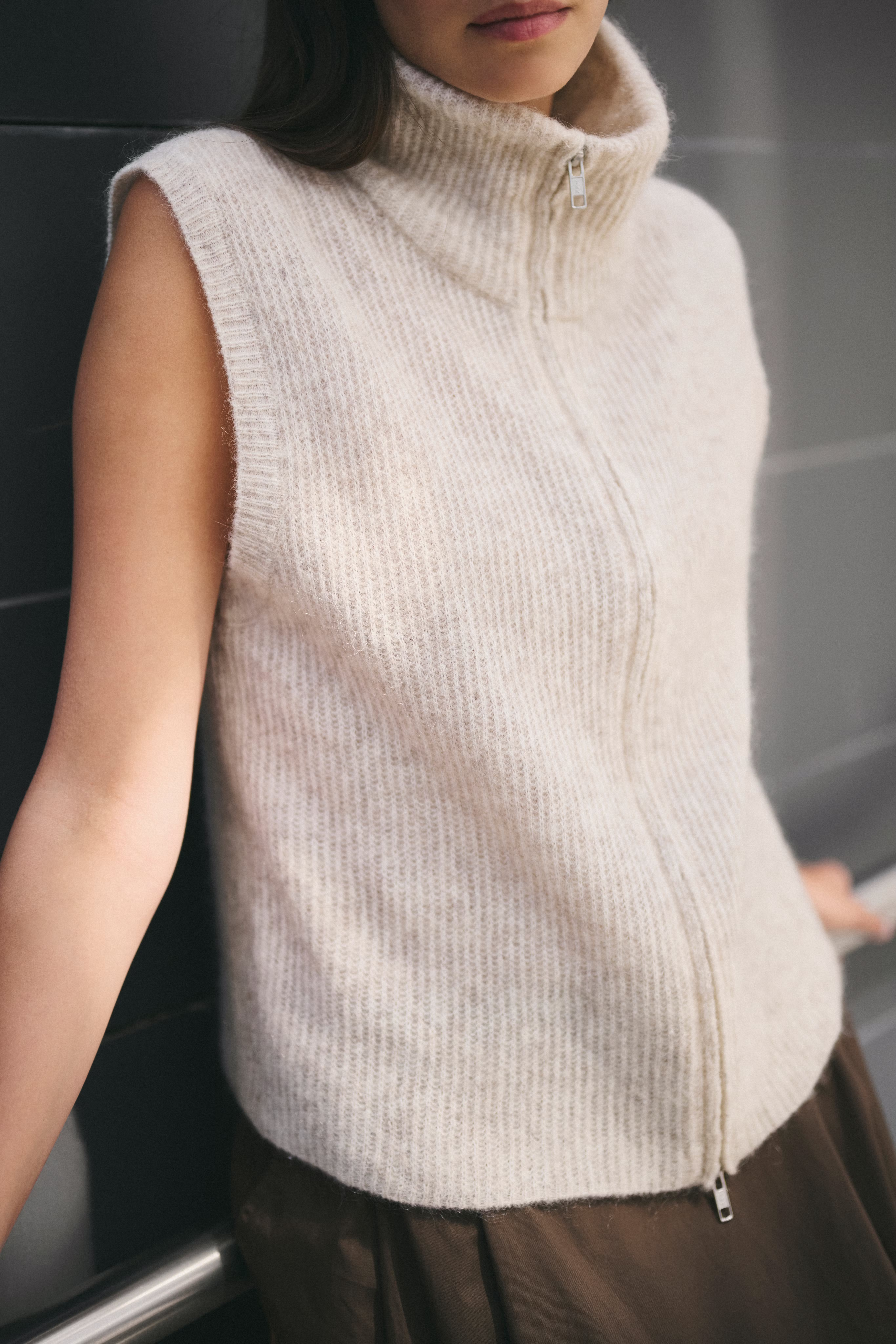 KBZelda Stickad väst LOCATION NONE 10105645-100306