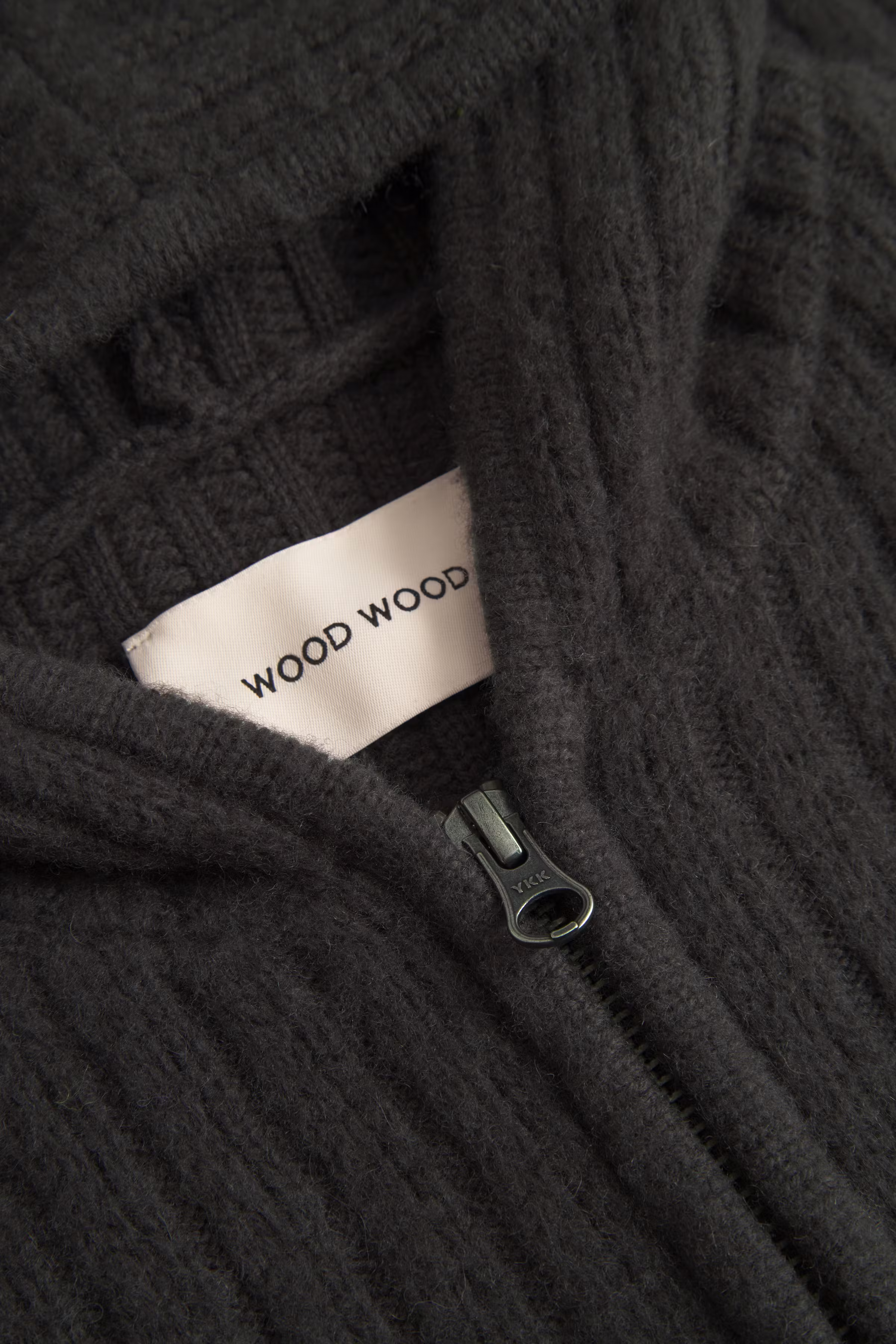 WWLars Cardigan PACK DETAIL 30251524-194406