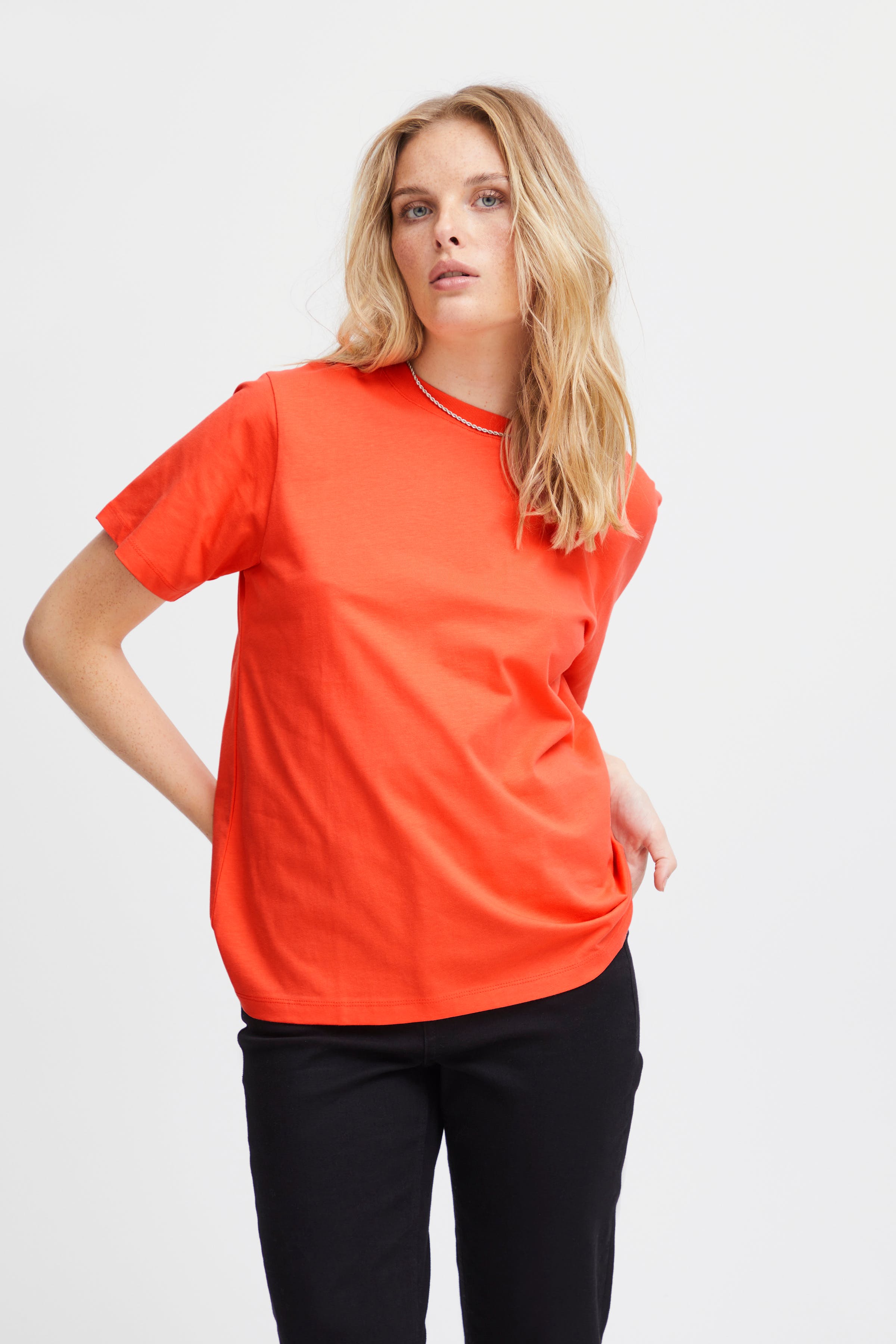 IHPALMER LOOSE T-shirt LOOKBOOK FRONT 20119365-171656