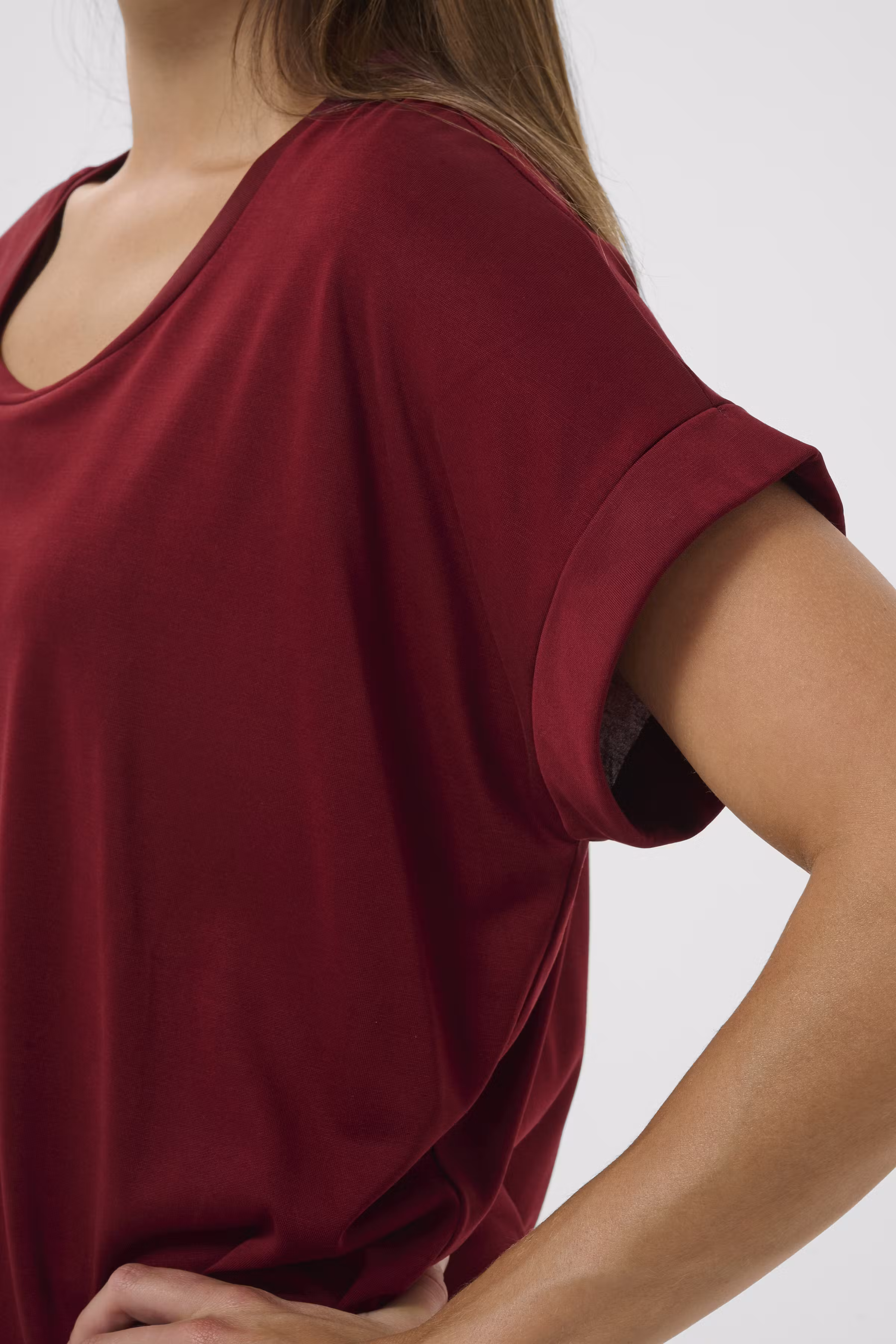 Kajsa T-shirt LOOKBOOK DETAIL 50103468-191526