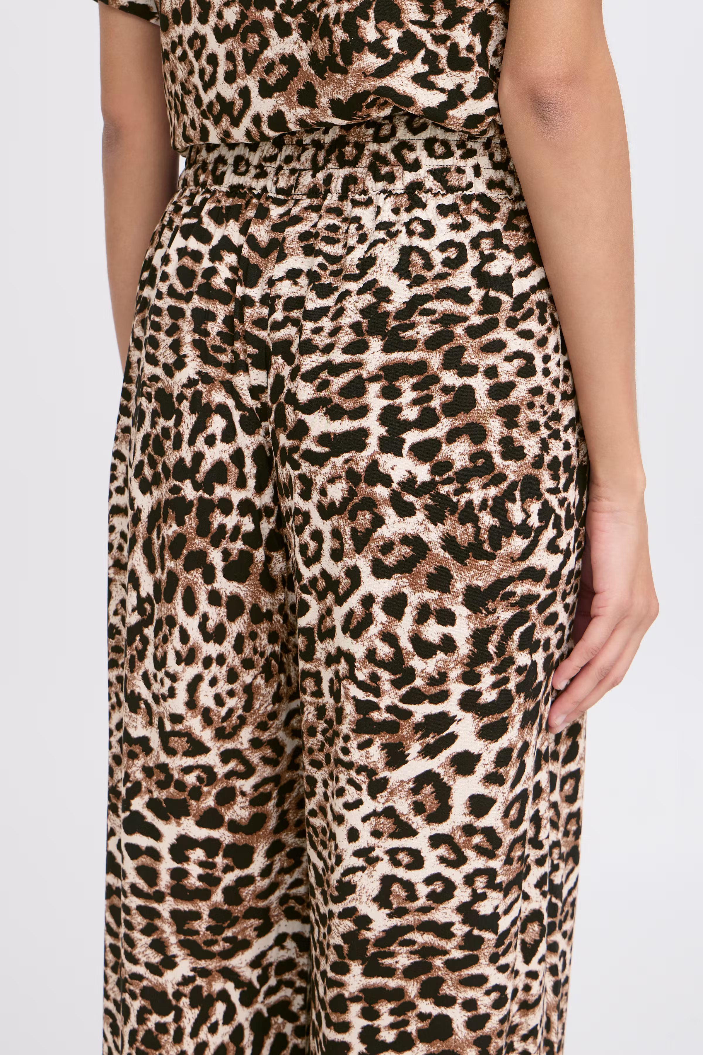 BYMMJOELLA Hose LOOKBOOK DETAIL 20811296-204522