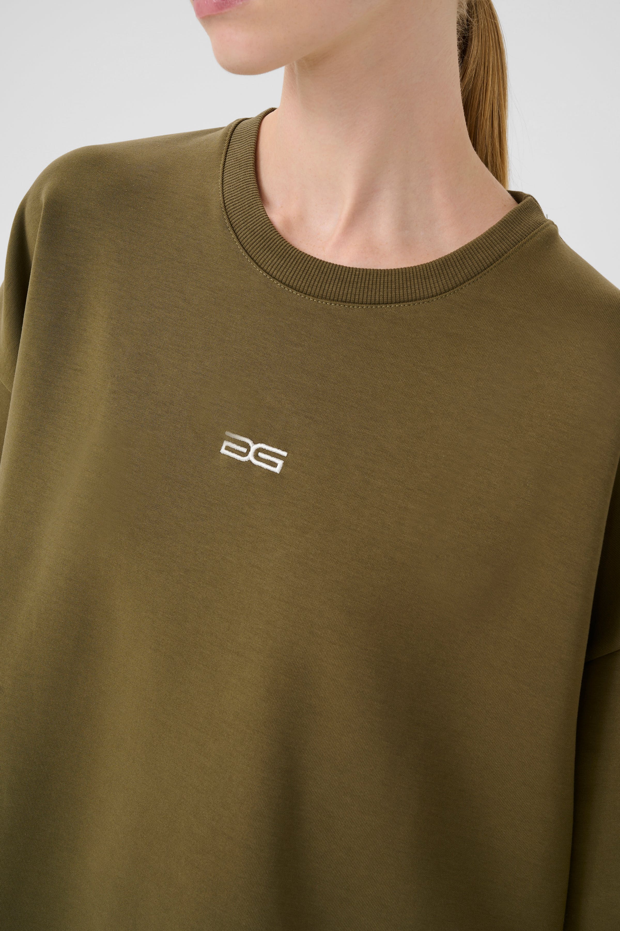 IminaGZ T-shirt LOOKBOOK DETAIL 10909140-190403