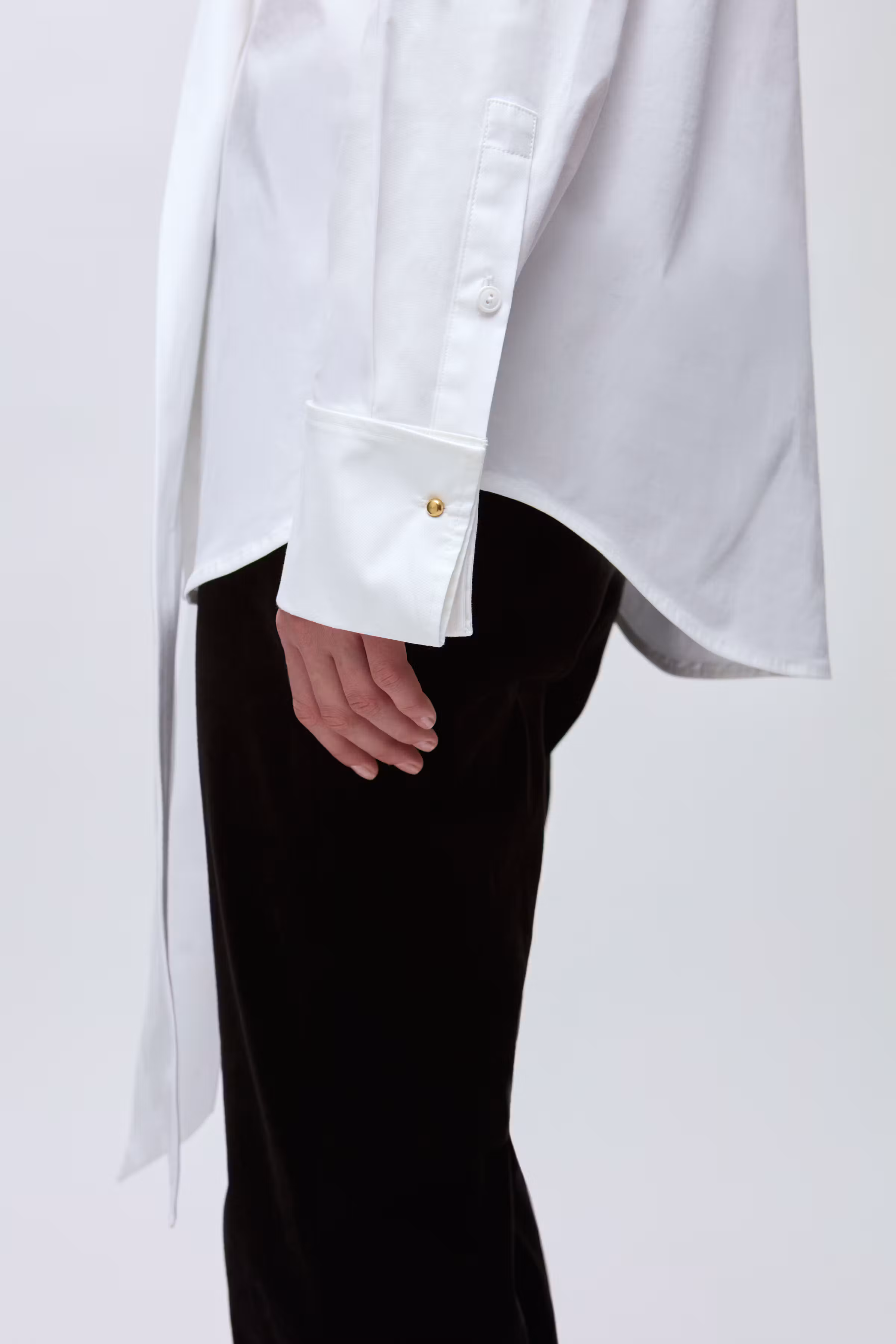 IOEvangeline Blouse LOOKBOOK DETAIL 30600144-WH001