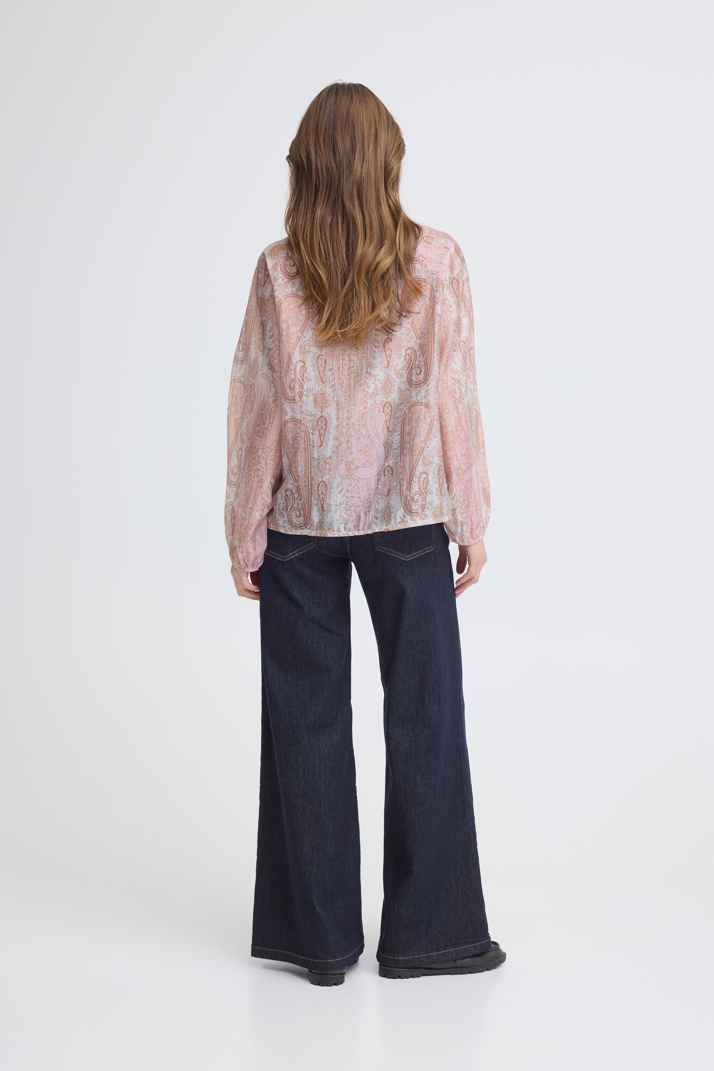 SBXPAISA Bluse LOOKBOOK BACK 22101175-142311