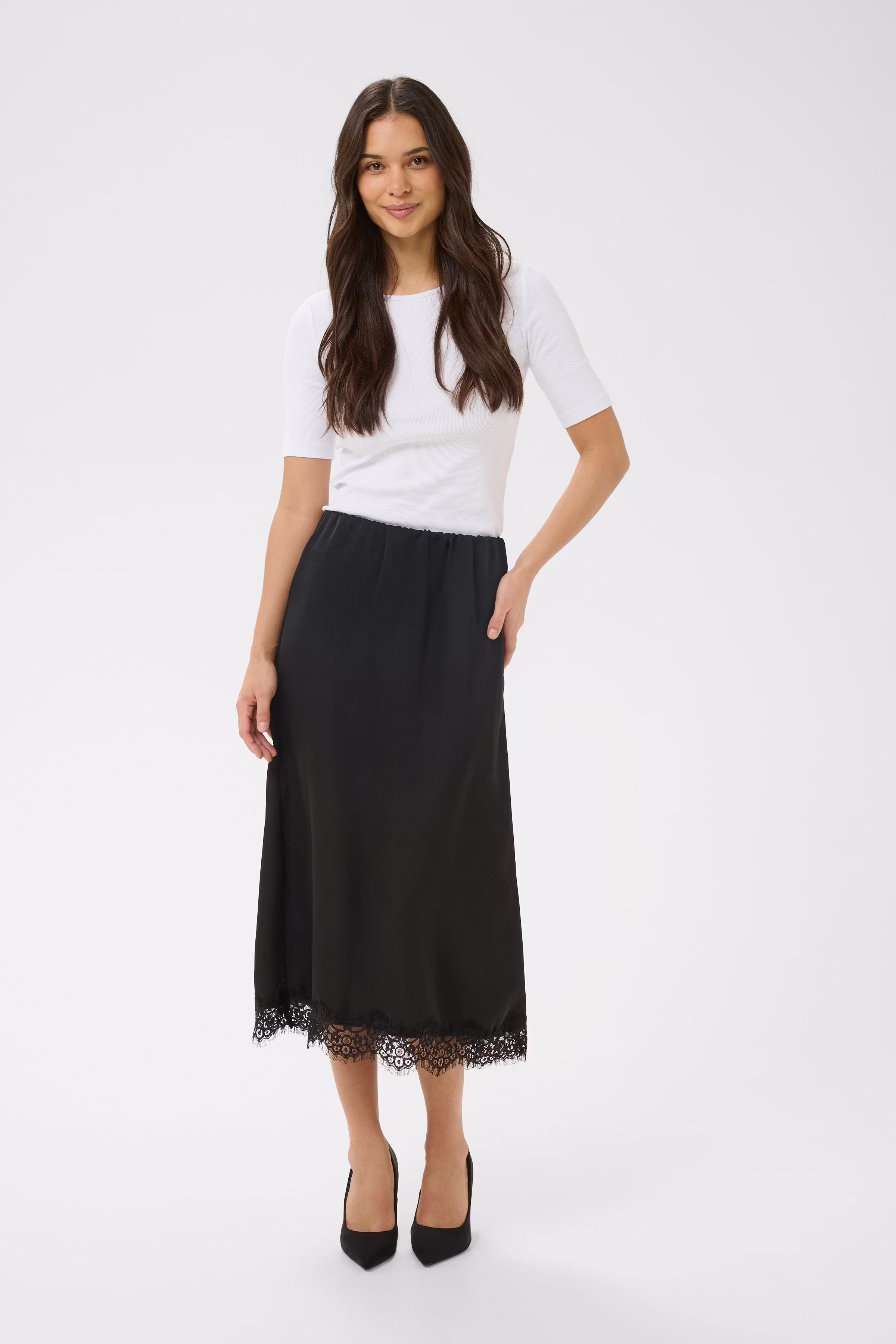 KAthilde Skirt LOOKBOOK FRONT 10512262-106480