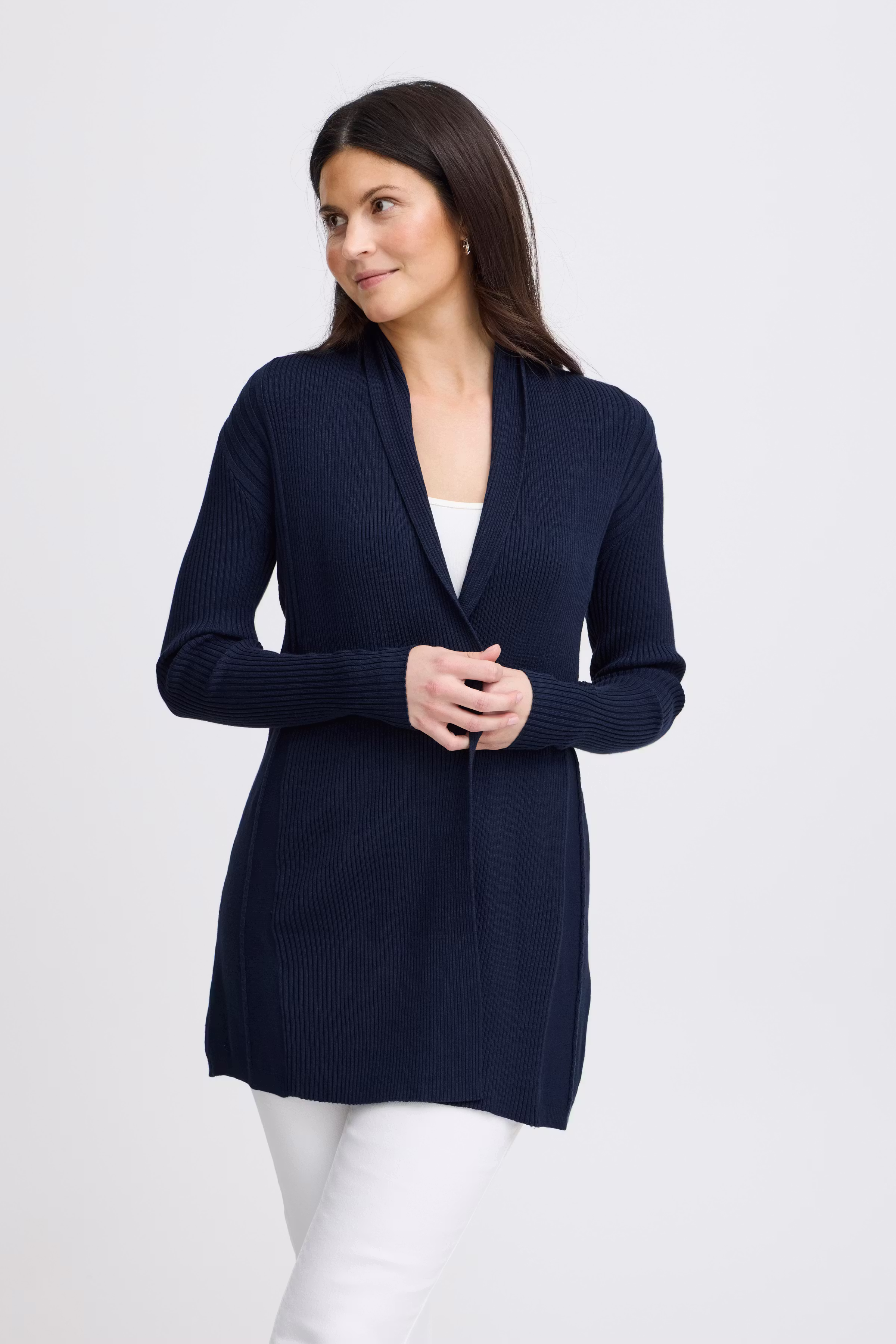 Strikket cardigan LOOKBOOK FRONT 600778-60410