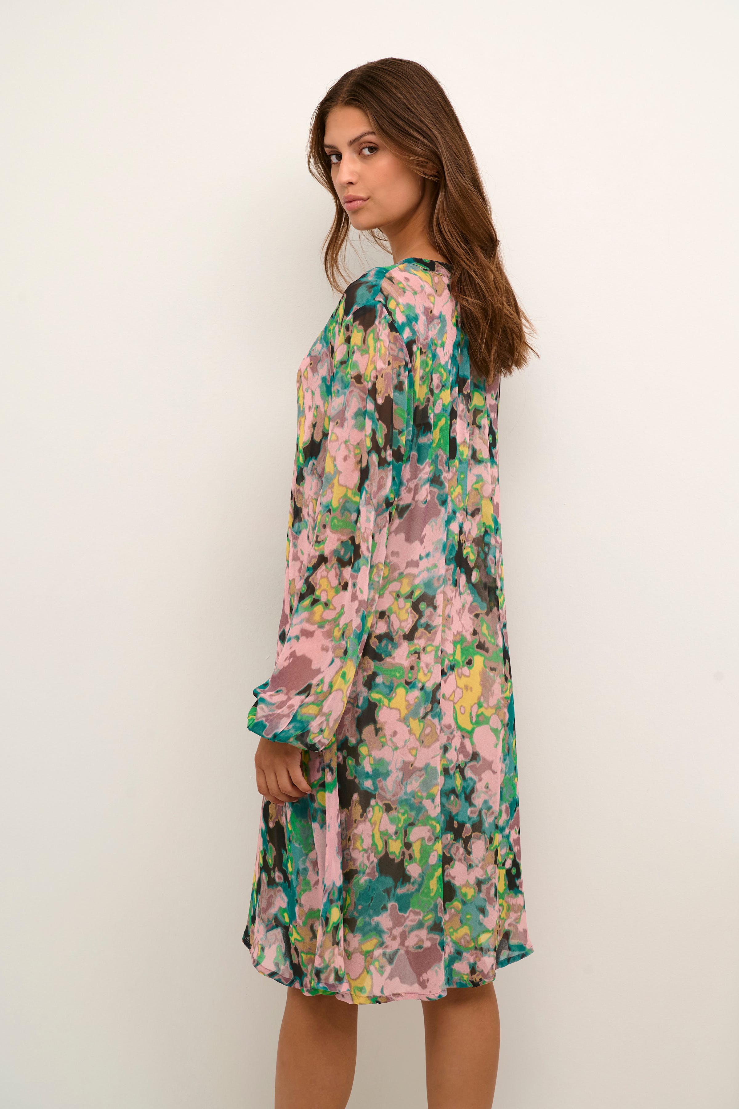 CRBirgitta Robe LOOKBOOK BACK 10612158-105253