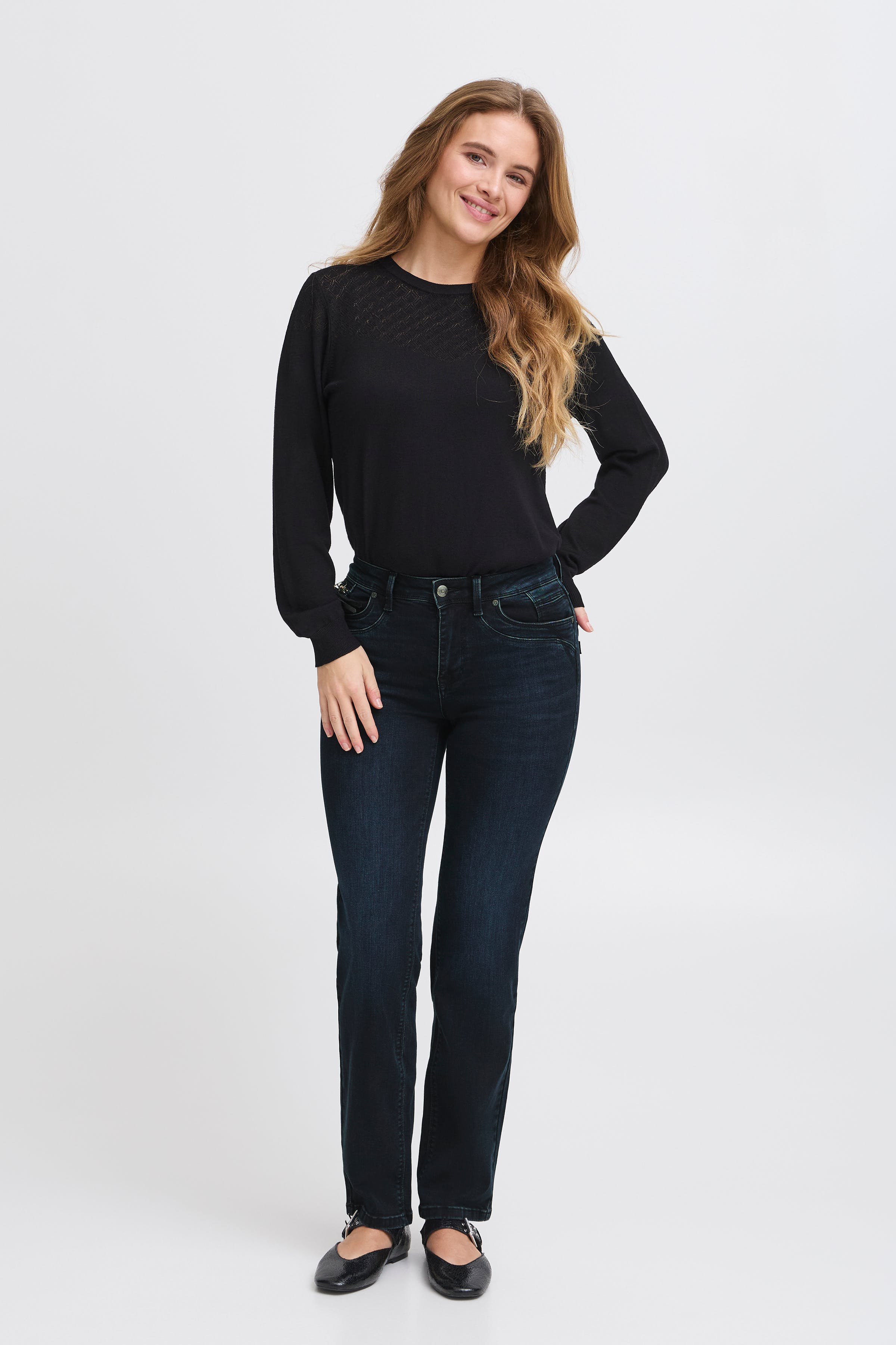 PZKAROLINA HW JEANS STRAIGHT L LOOKBOOK FRONT 50205580-201334