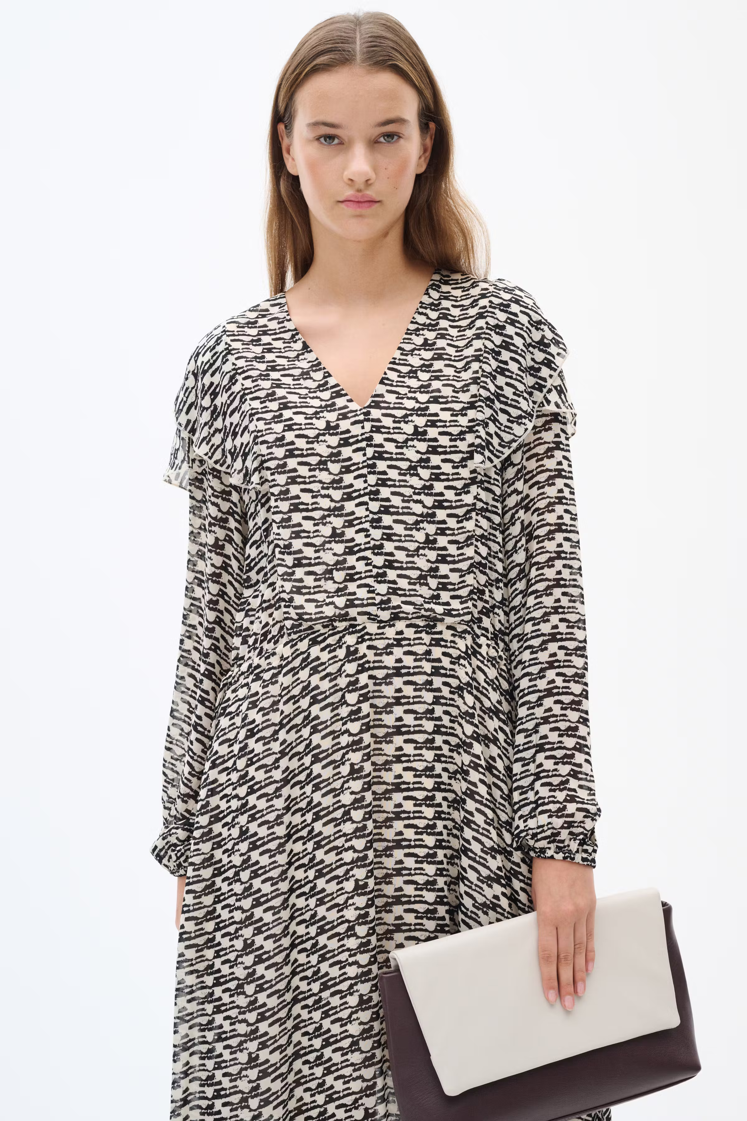 CessieIW Dress LOOKBOOK FRONT 30110249-303575