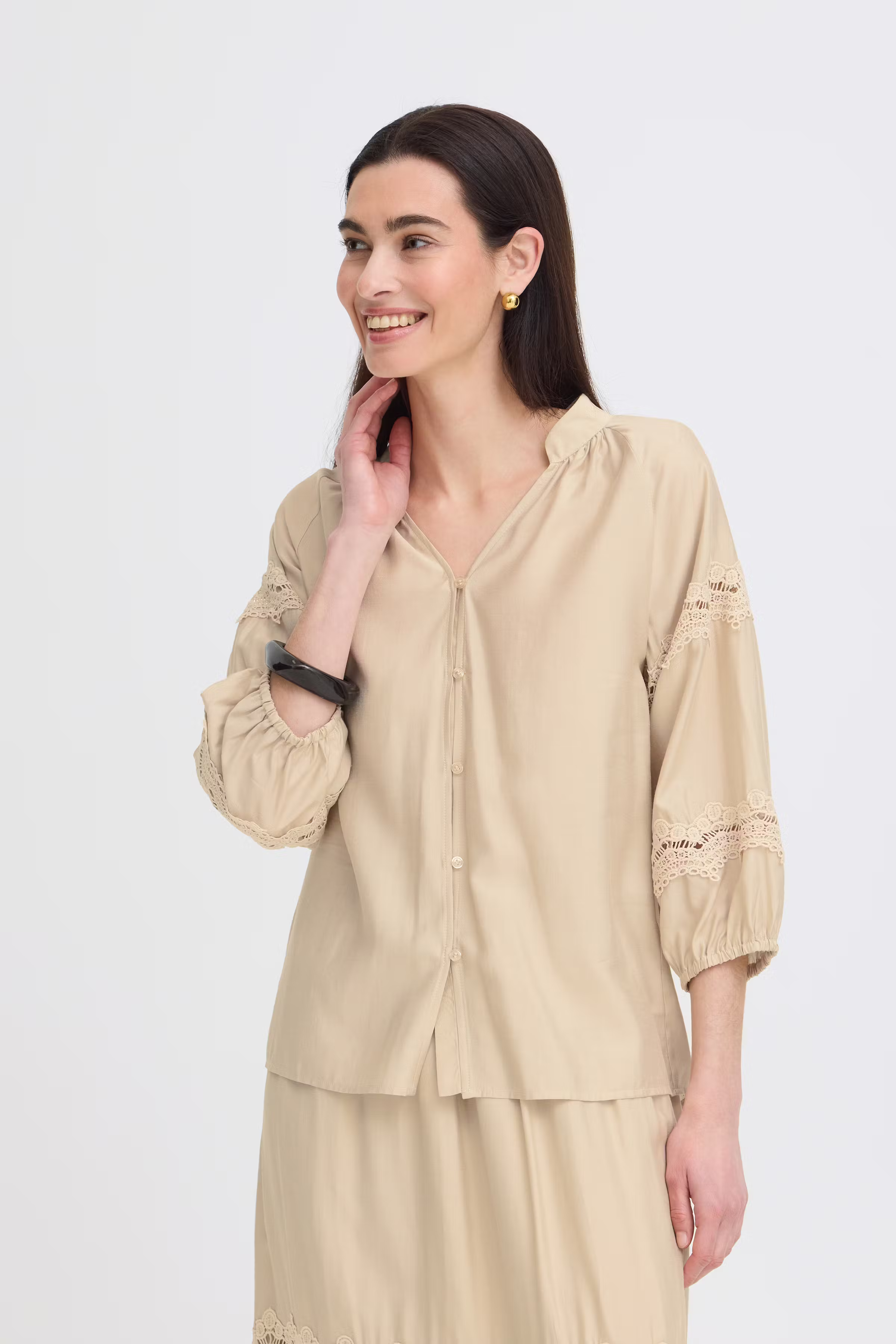 BYINOA Shirt LOOKBOOK FRONT 20819038-140708