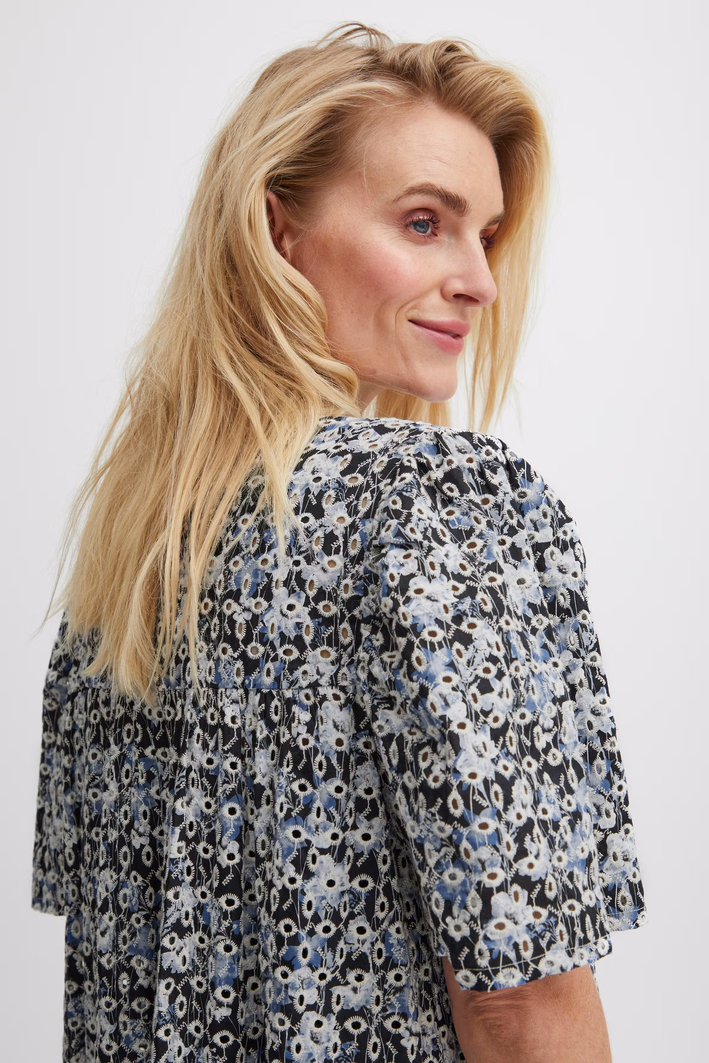 PZMIRANDA Kleid LOOKBOOK DETAIL 50207345-200143