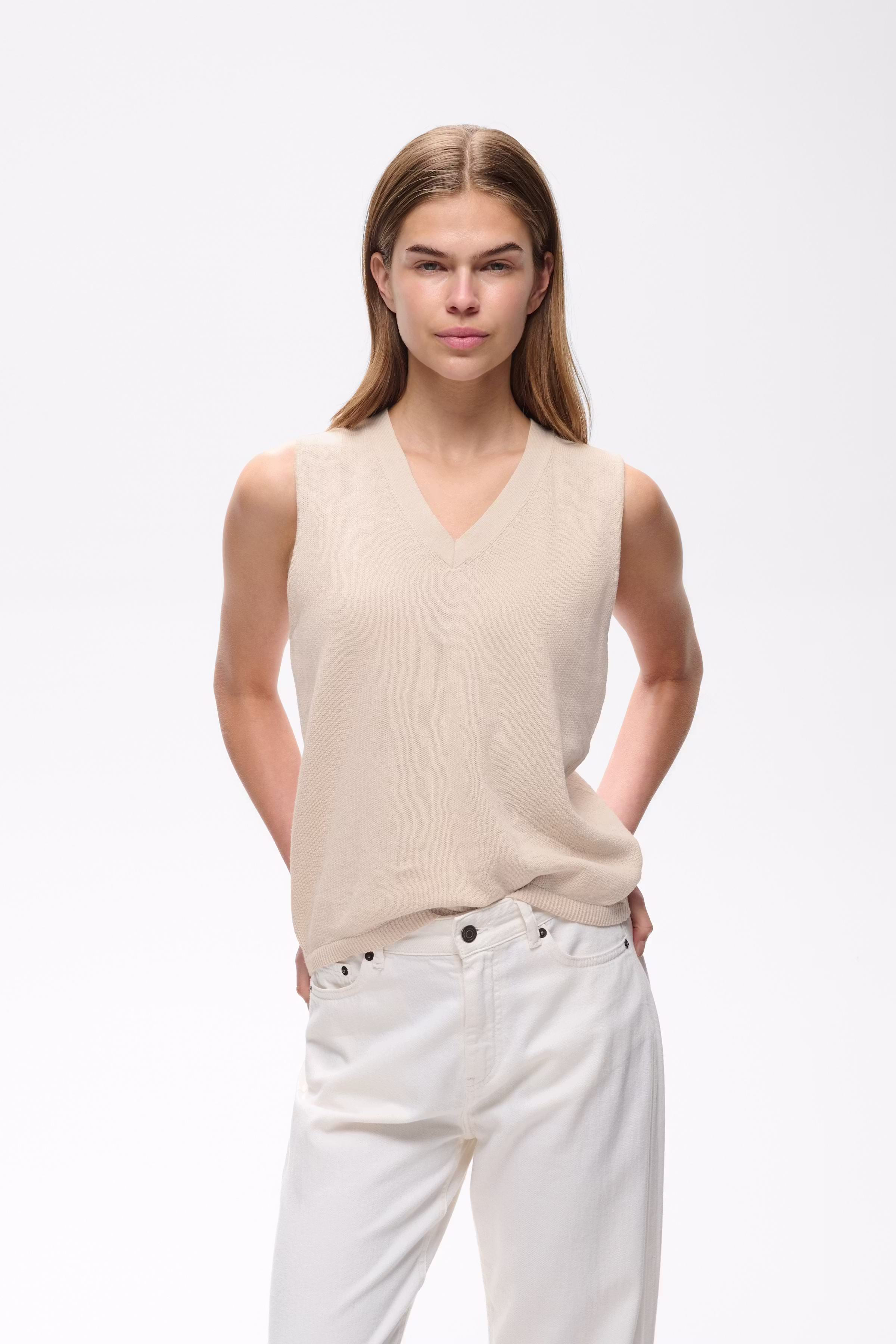 DEVAIW Pullover LOOKBOOK FRONT 30112676-300597