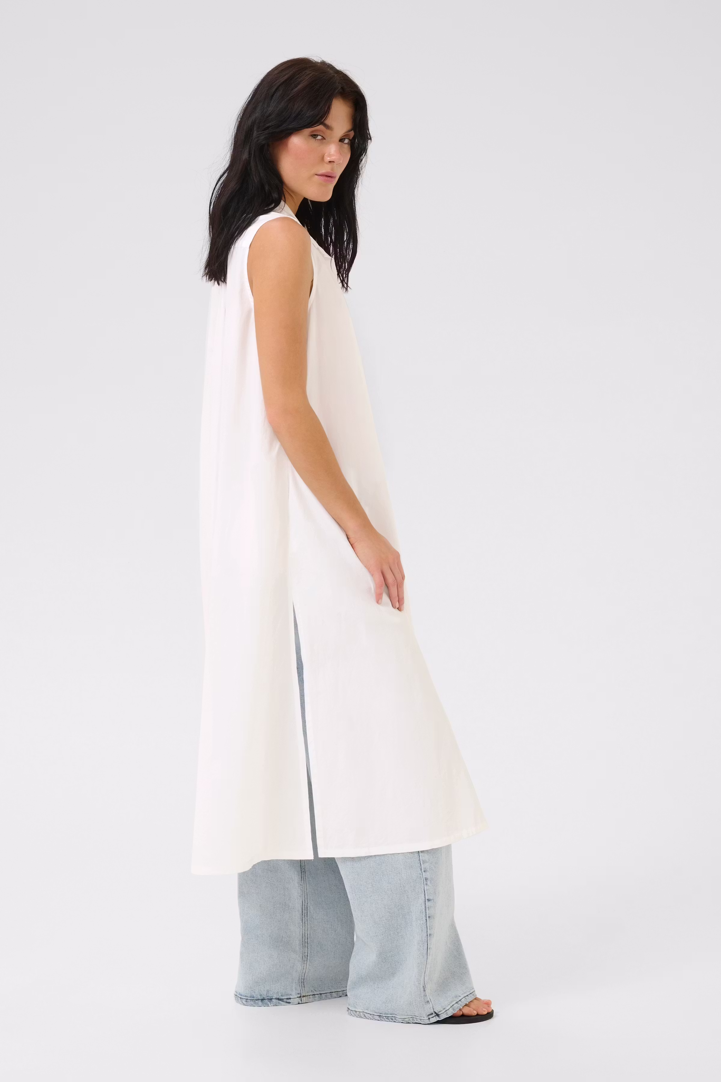 SunnaMW Dress LOOKBOOK FRONT 10705148-110601