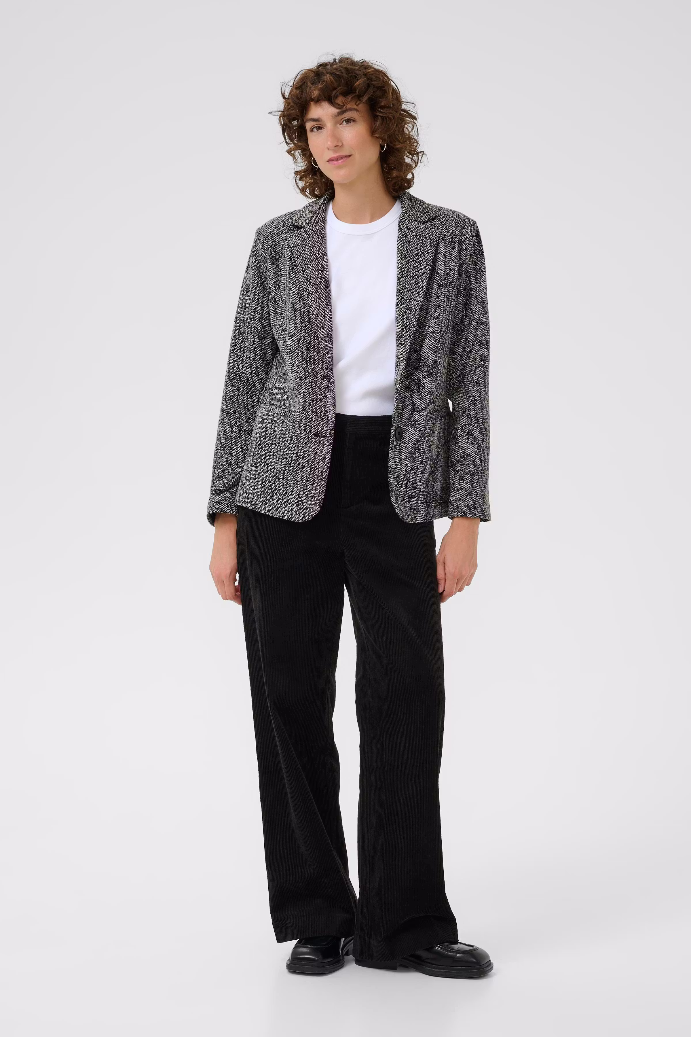 VinekePW Blazer LOOKBOOK FRONT 30310095-304497