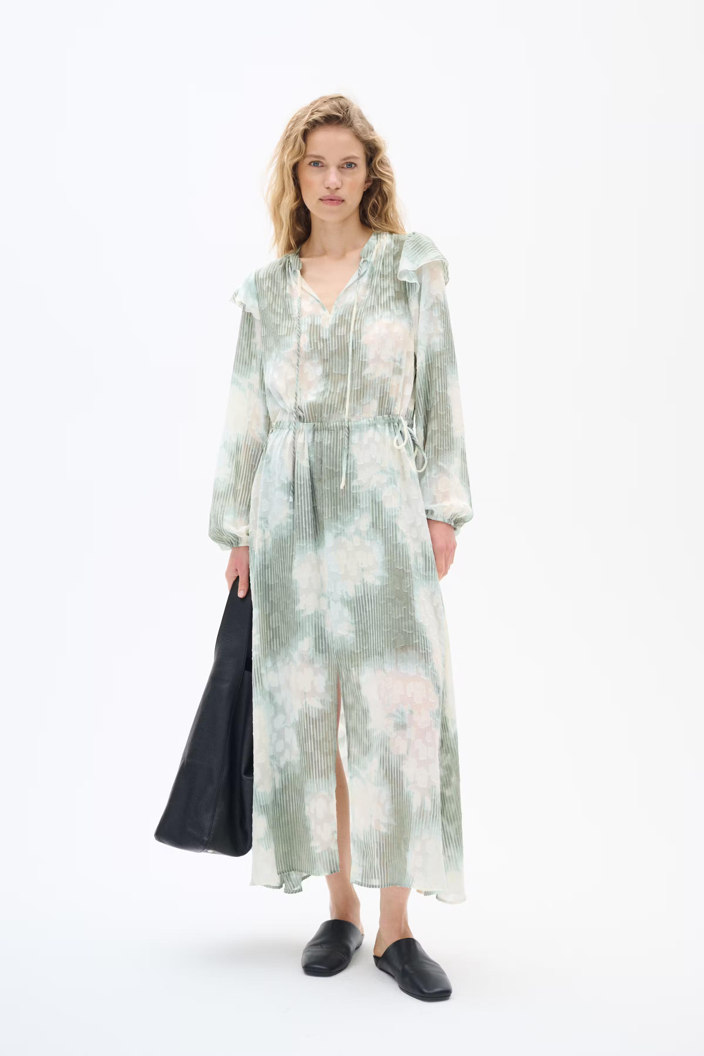 CielleIW Jurk LOOKBOOK FRONT 30110493-303574